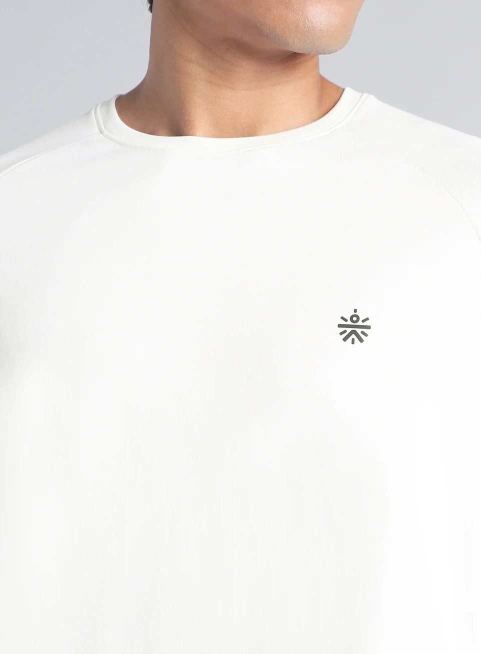 Men's Off White Training Essential Recycled Poly T-shirt - Image 7