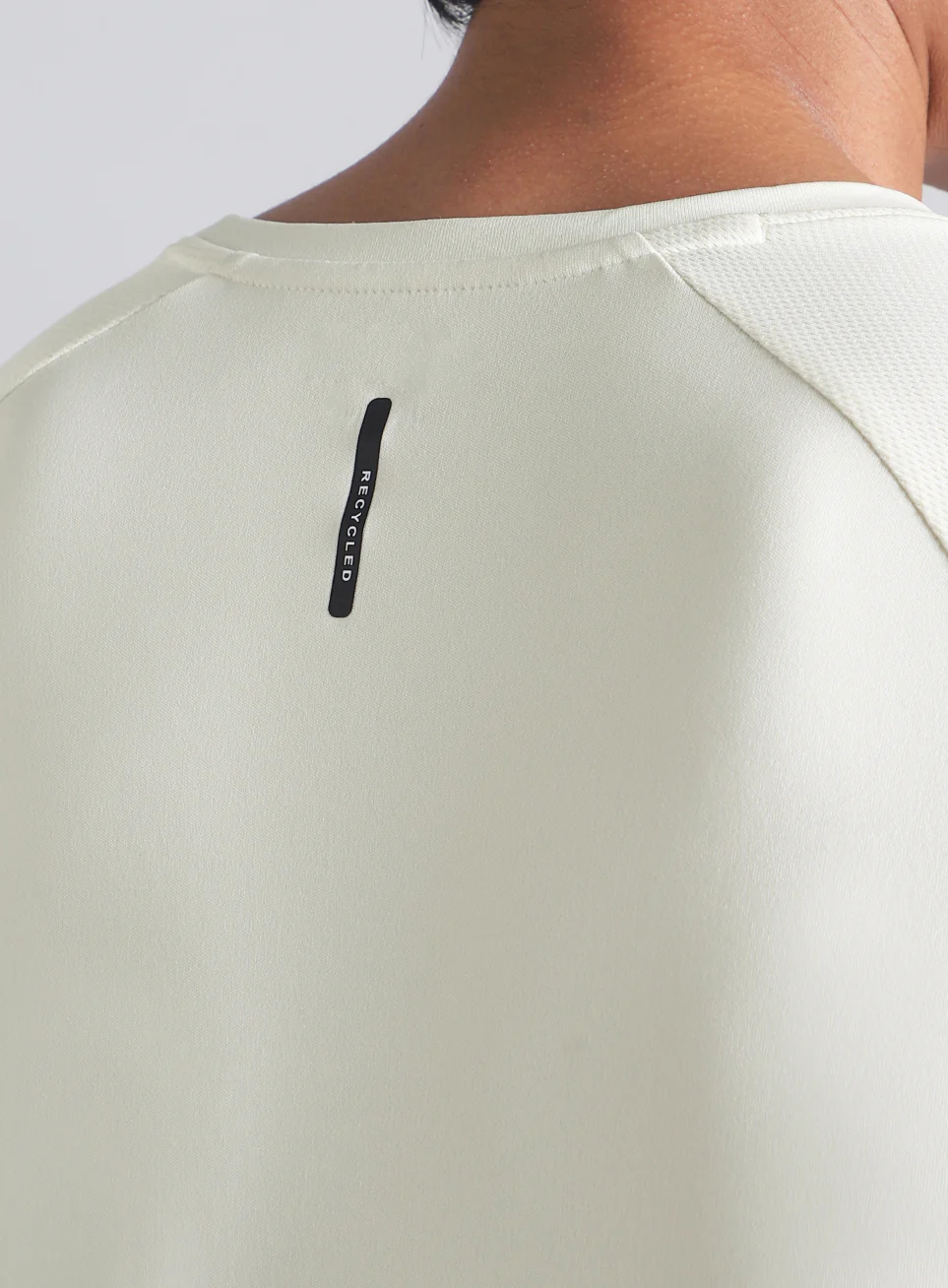 Men's Off White Training Essential Recycled Poly T-shirt - Image 8