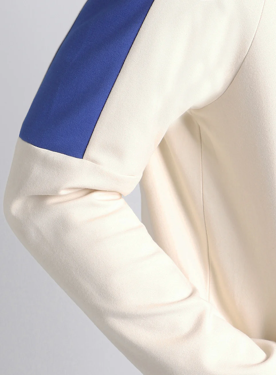 Men's Off White Workout Essential Mid Layer Jacket - Image 9