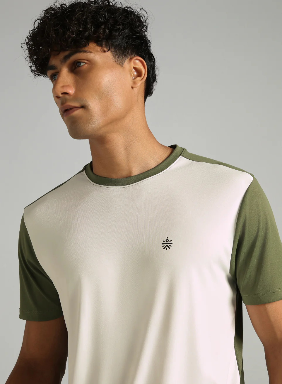 Men's Olive Play Big FLY-DRY™T-shirt - Image 7