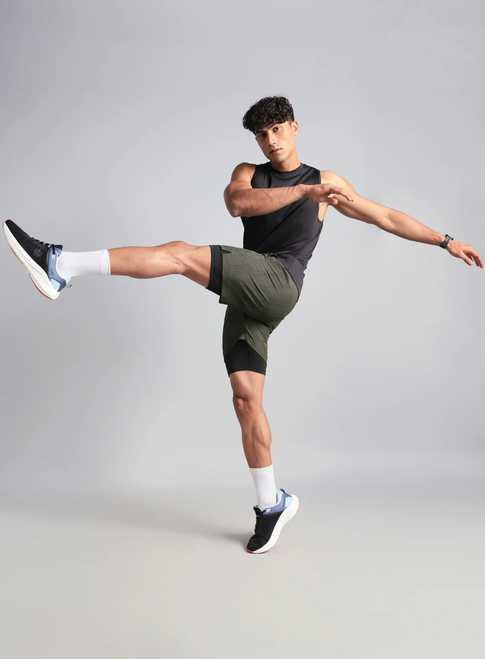Men's Olive Urban Camo Run Built-in Shorts - Image 3