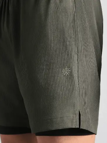 Men's Olive Urban Camo Run Built-in Shorts - Image 8