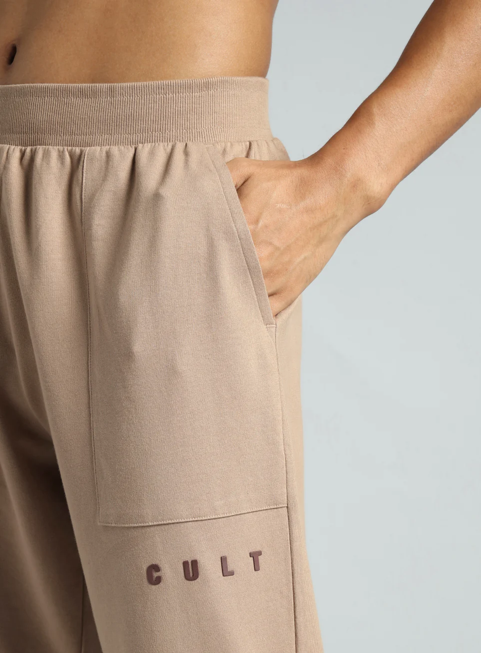 Men's Play On Tan Reverse Pocket Joggers - Image 7