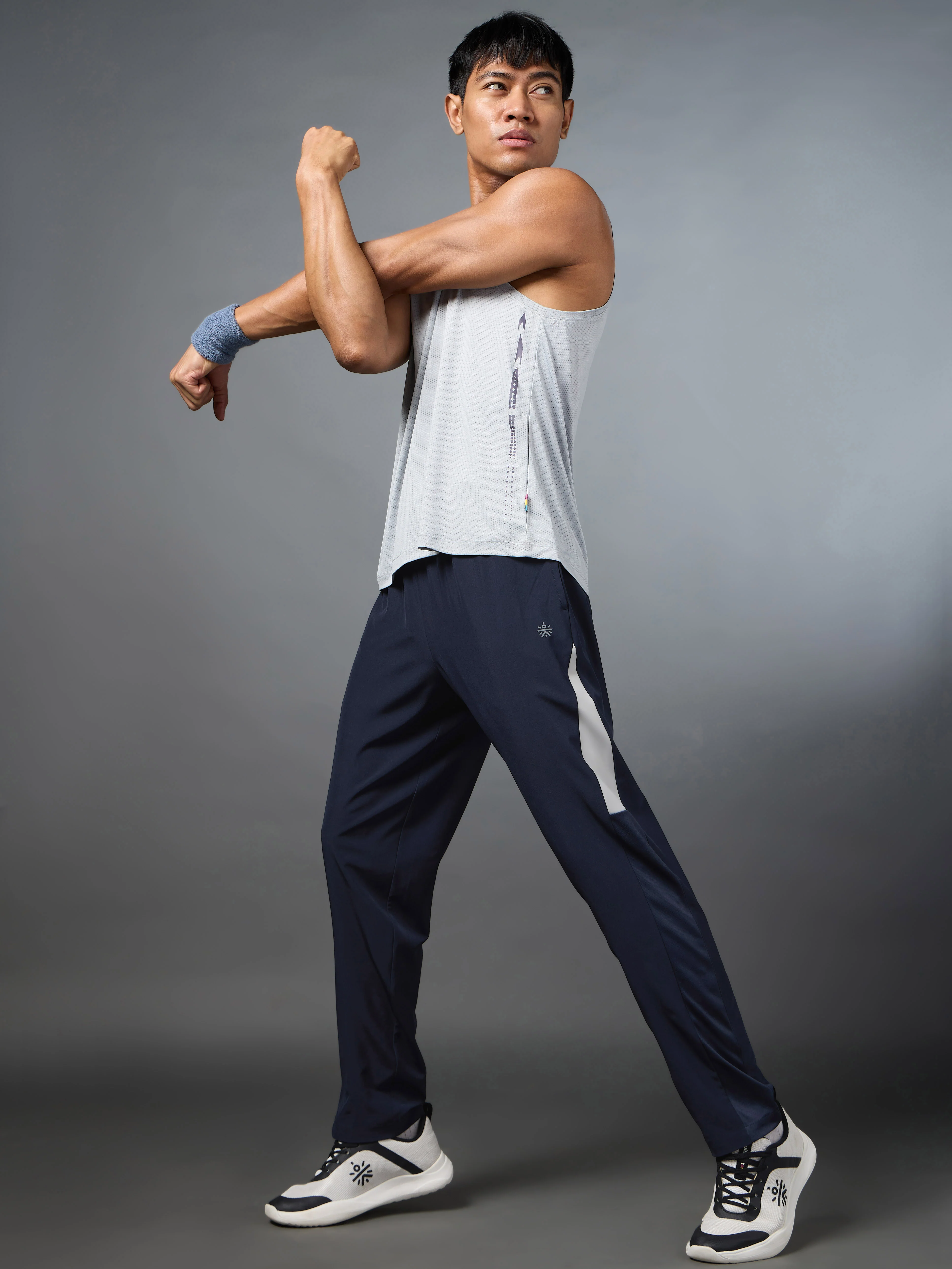 Men's Run Booster Navy Trackpants - Image 2
