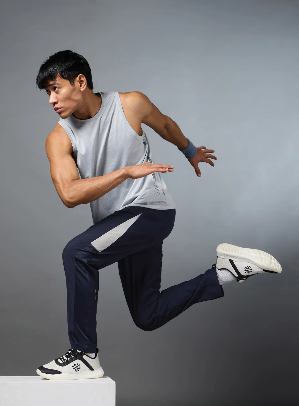 Men's Run Booster Navy Trackpants - Image 3