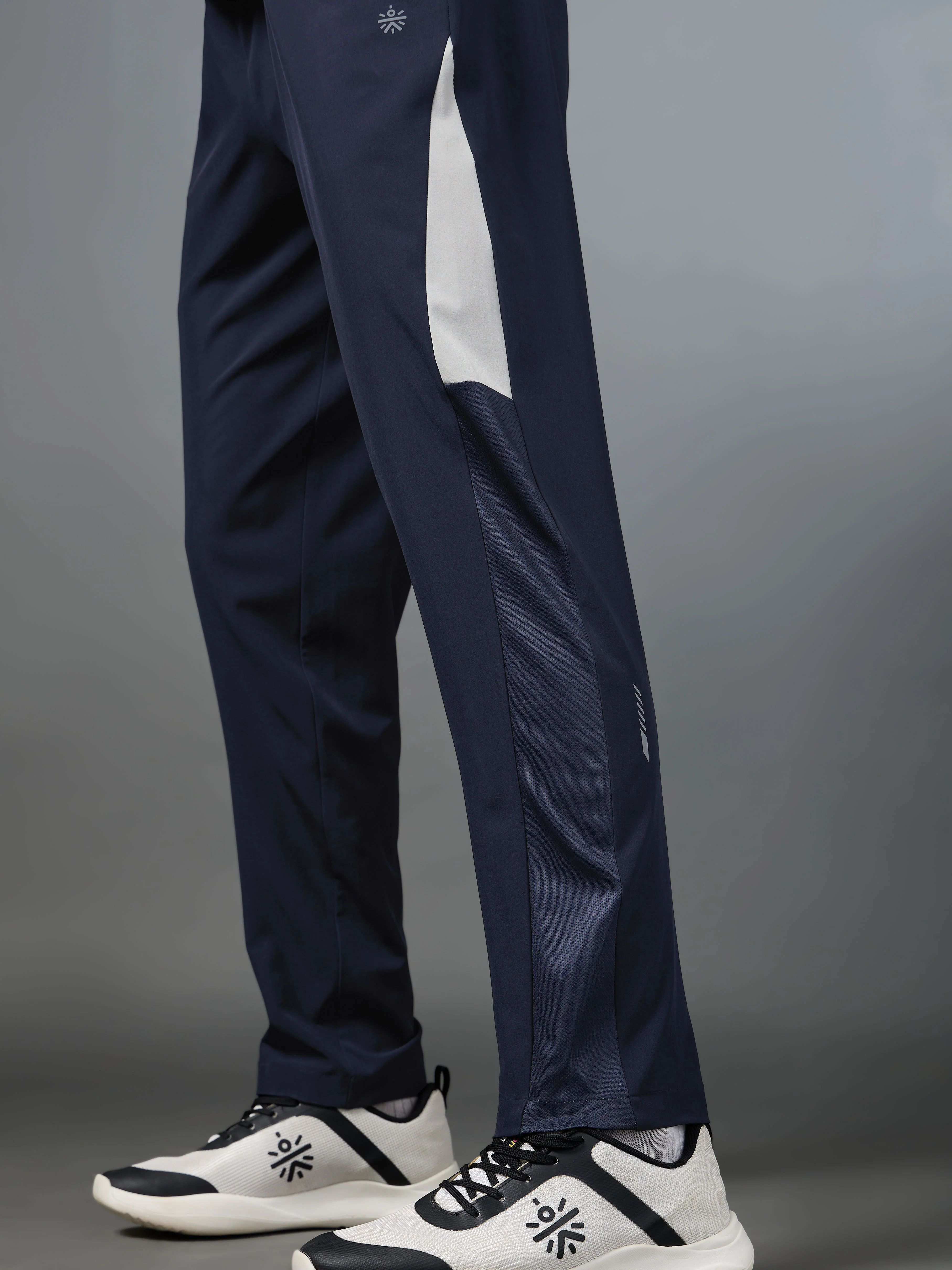 Men's Run Booster Navy Trackpants - Image 8