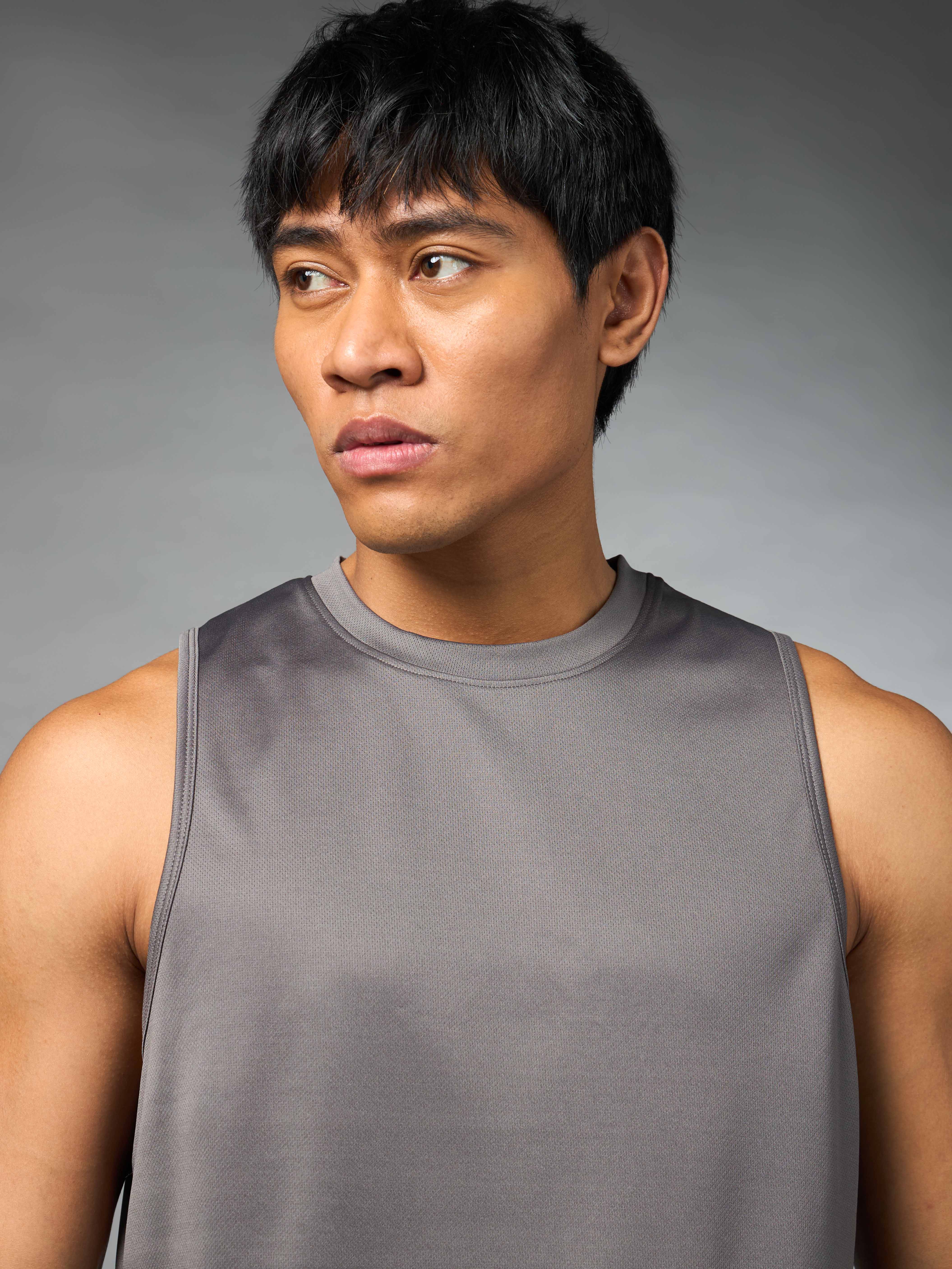 Men's Running Essential Grey Tank - Image 7
