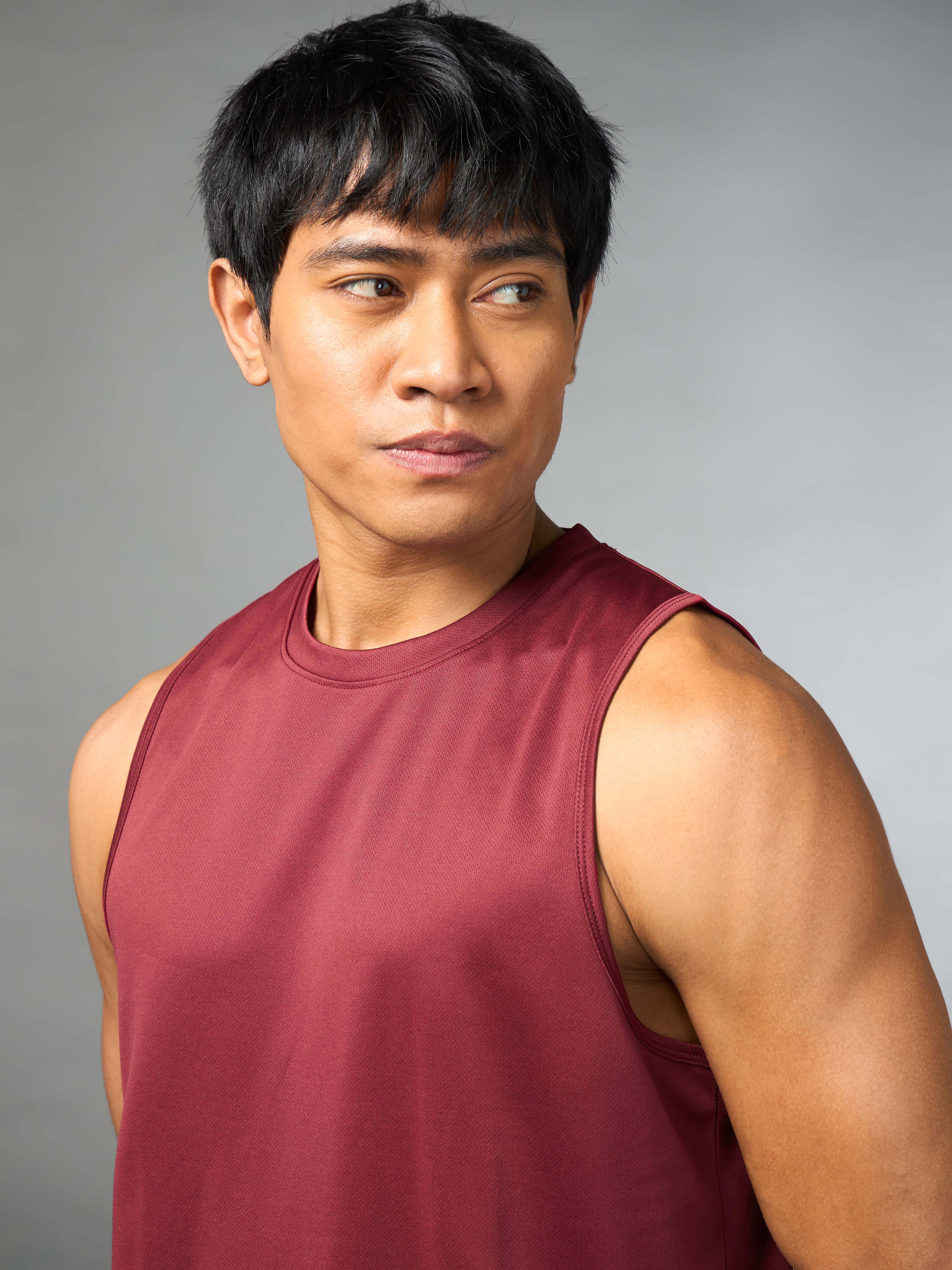 Men's Running Essential Maroon Tank - Image 7