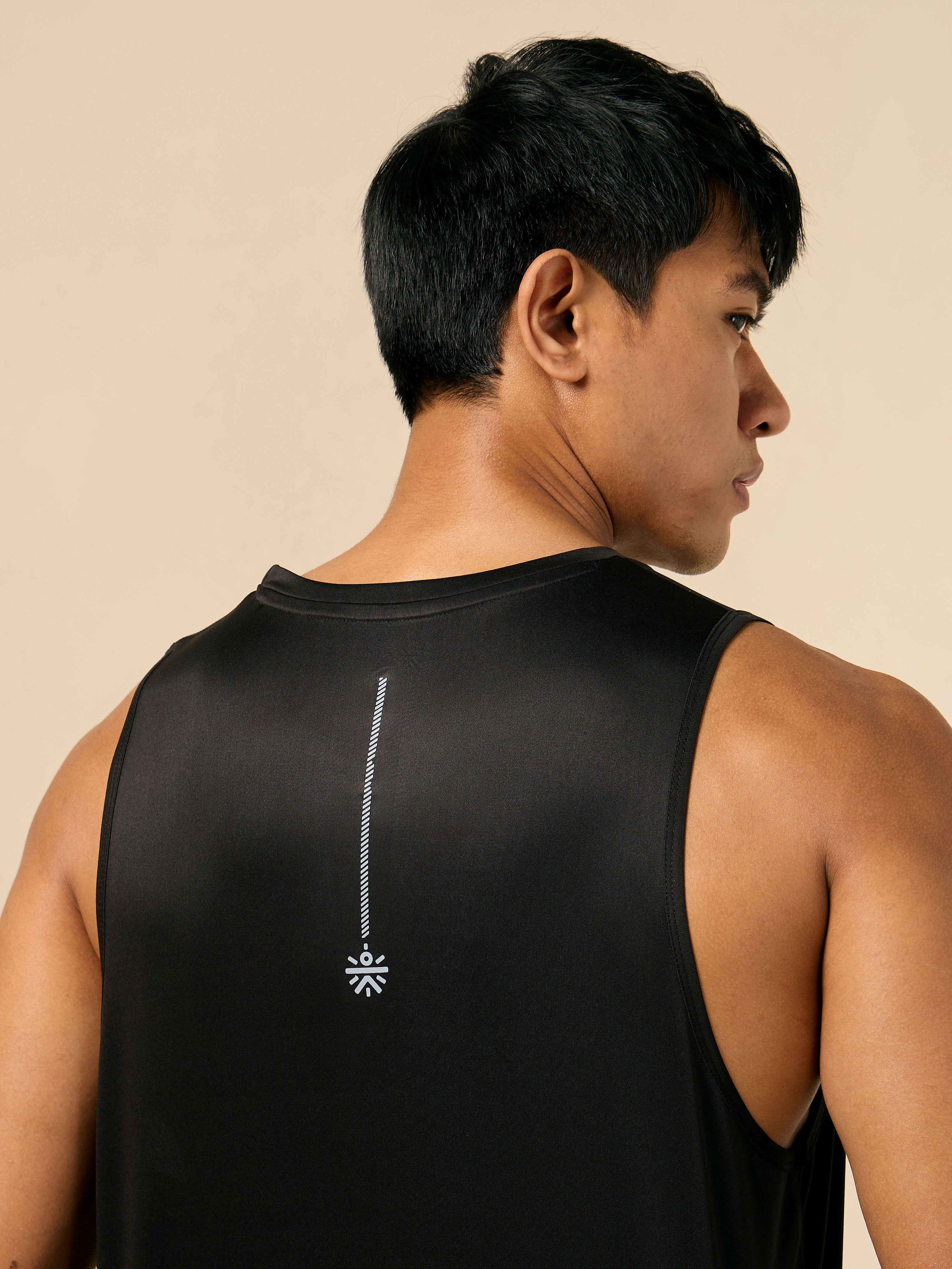 Men's Running Essential Pack of 2 Tanks - Image 8