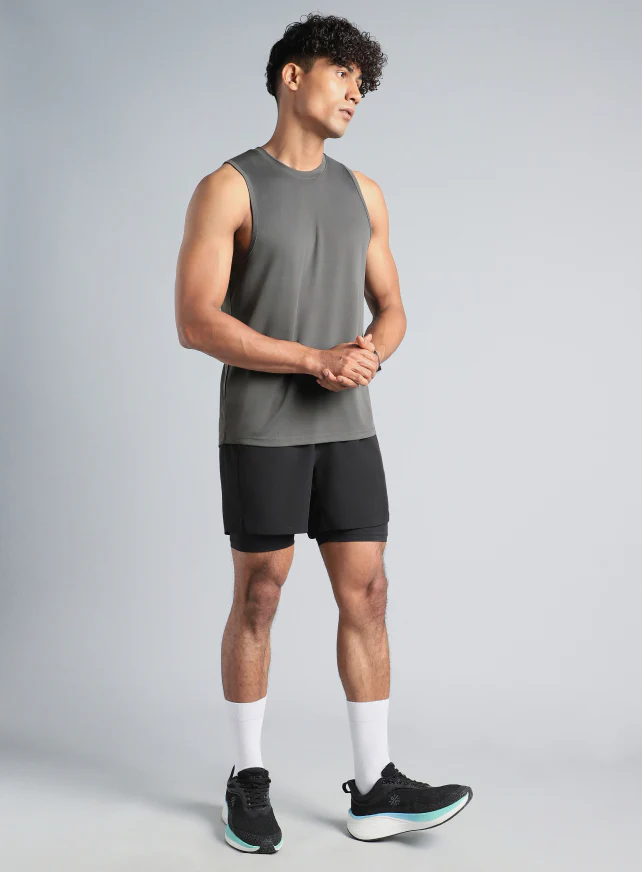 Men's Running Essential Pack of 2 Tanks - Image 9