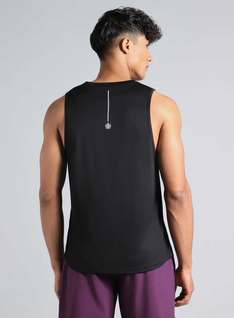 Men's Running Essential Pack of 2 Tanks - Image 7
