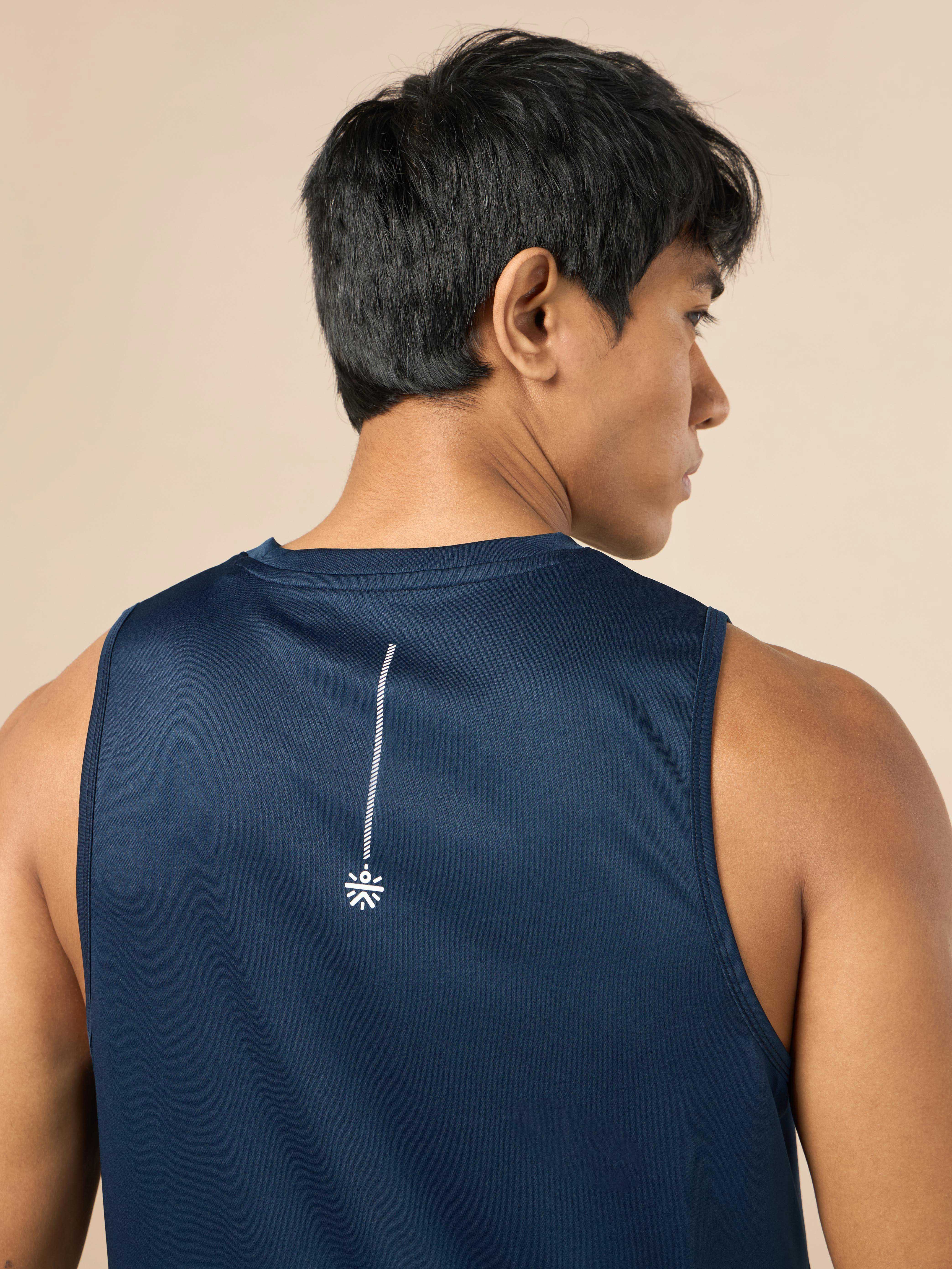 Men's Running Essential Pack of 2 Tanks - Image 8