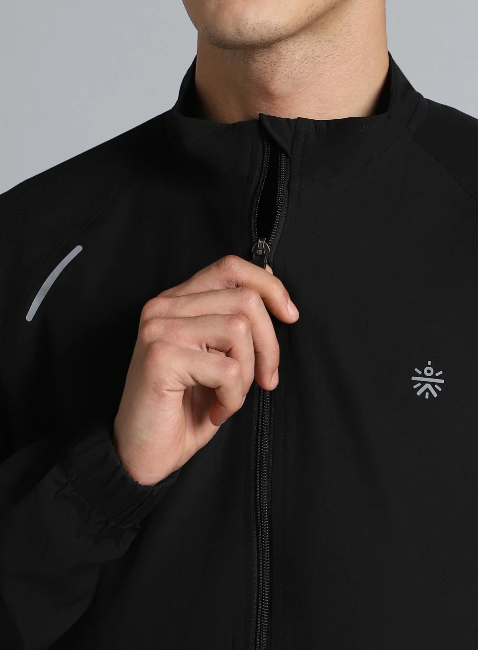 Men's Running Expert Black Lightweight Jacket - Image 8