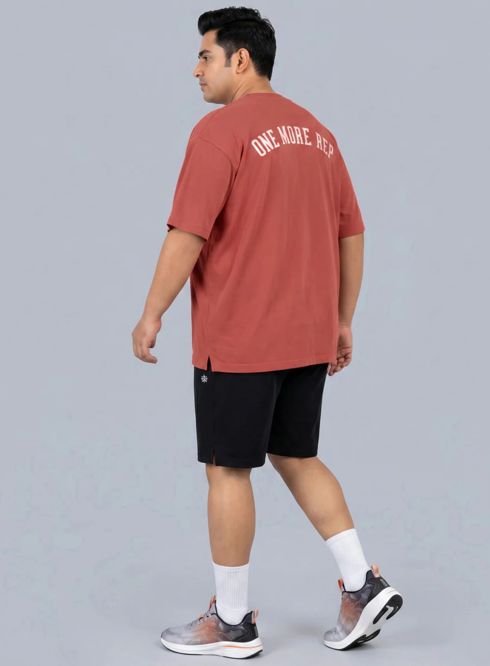Men's Rust One More Rep Graphic Plus Size Oversized Fit T-shirt - Image 3