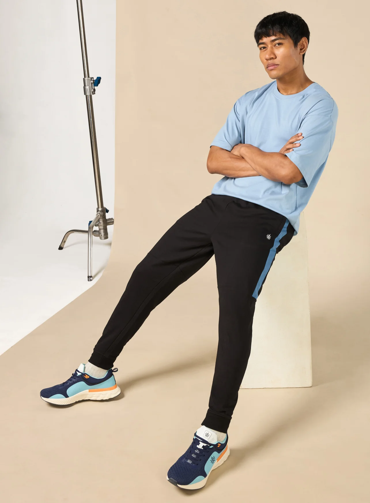Men's Ultimate Black Train Joggers - Image 2
