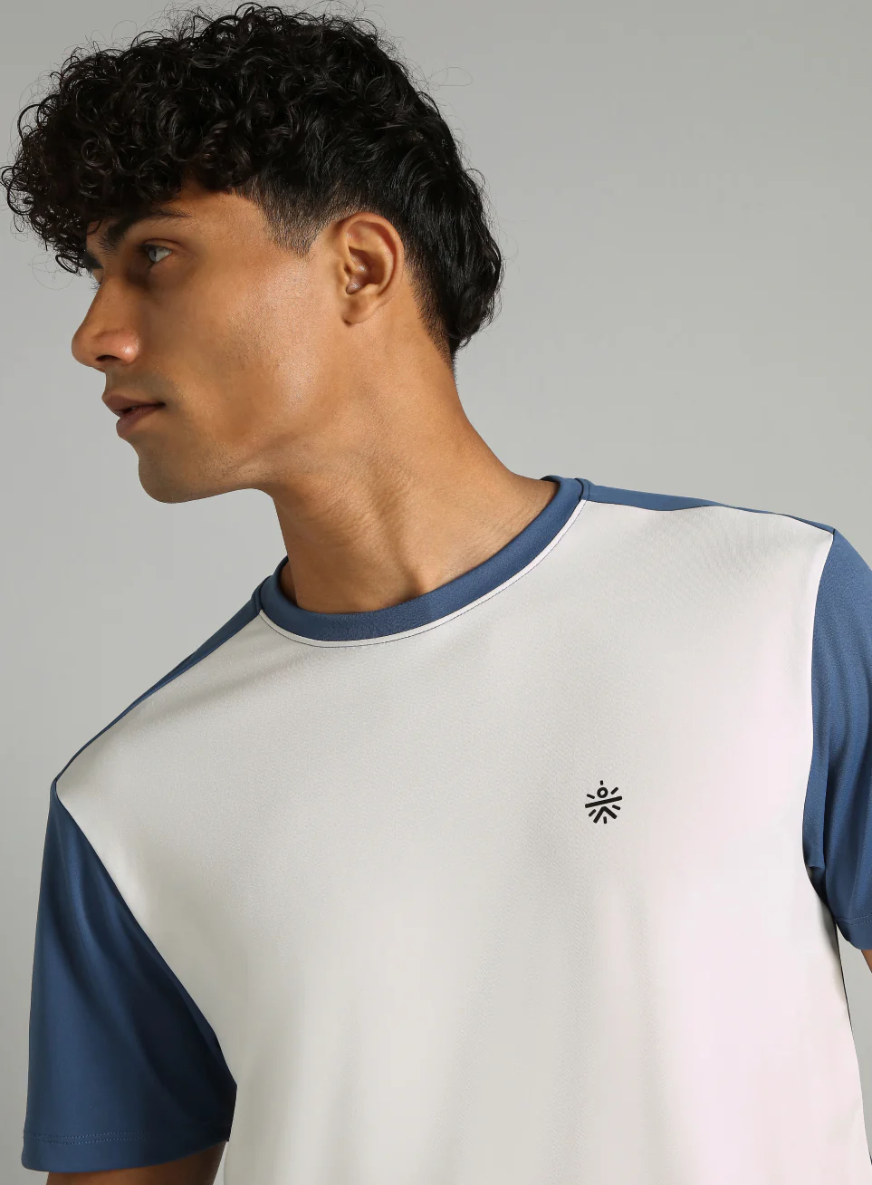 Men's White Play Big FLY-DRY™T-shirt - Image 7
