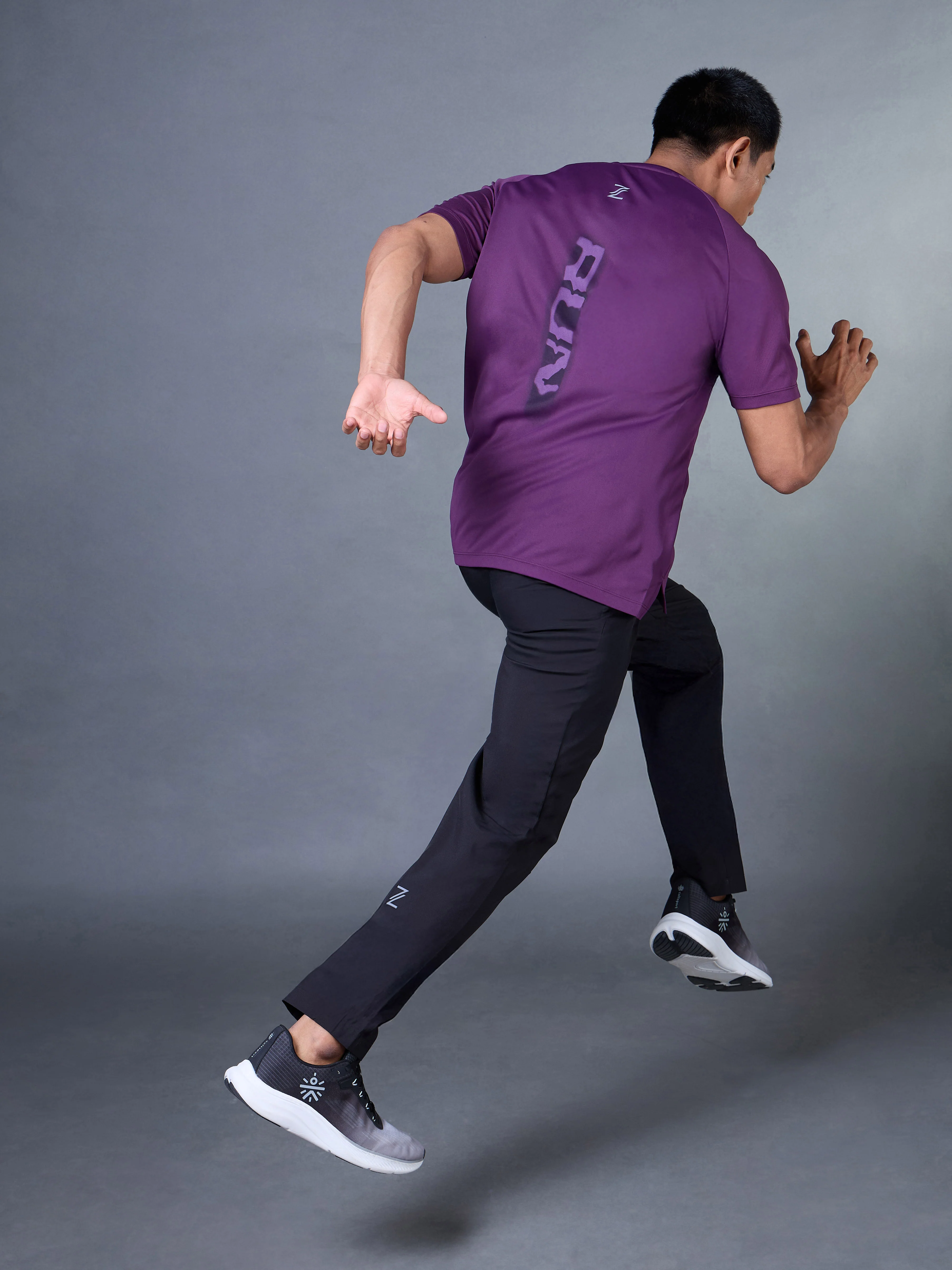 Men's Wine Everyday Run T-shirt - Image 2