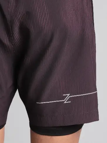 Men's Wine Urban Camo Run Built-in Shorts - Image 9