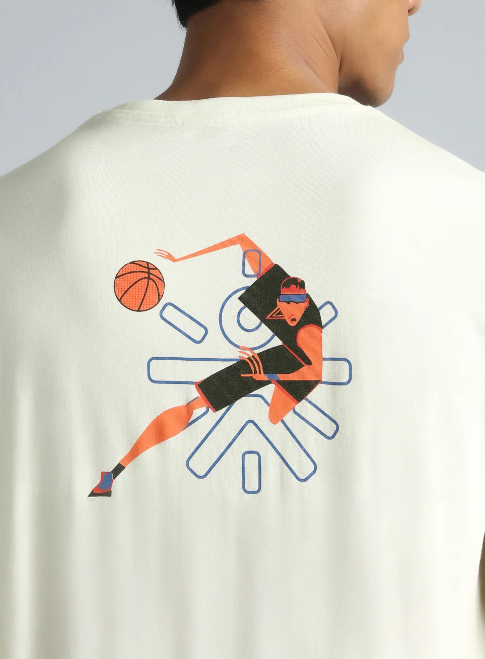 Men's Off White Play Basketball Graphic T-shirt - Image 8