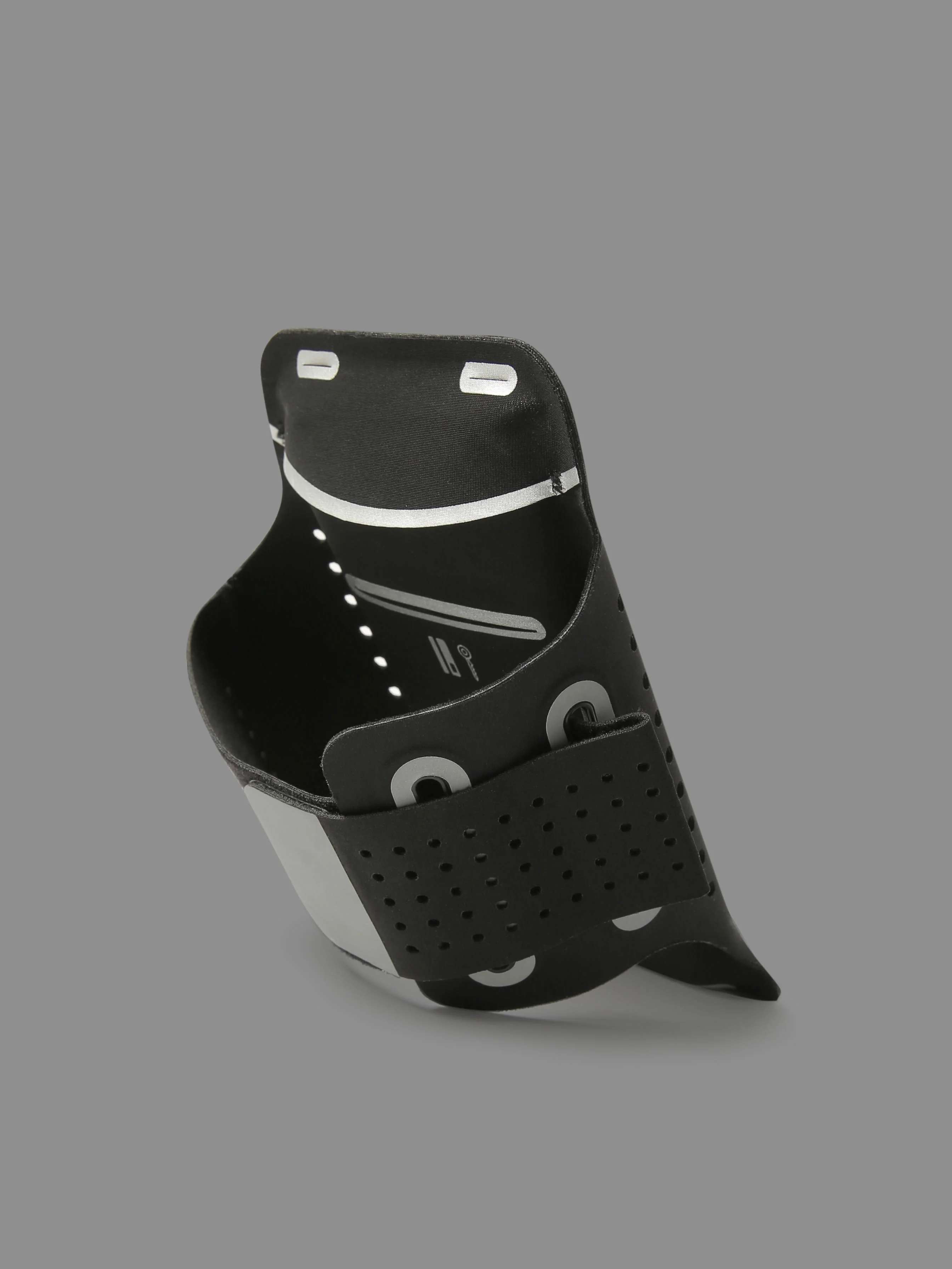 Multi Utility Arm Band - Image 3