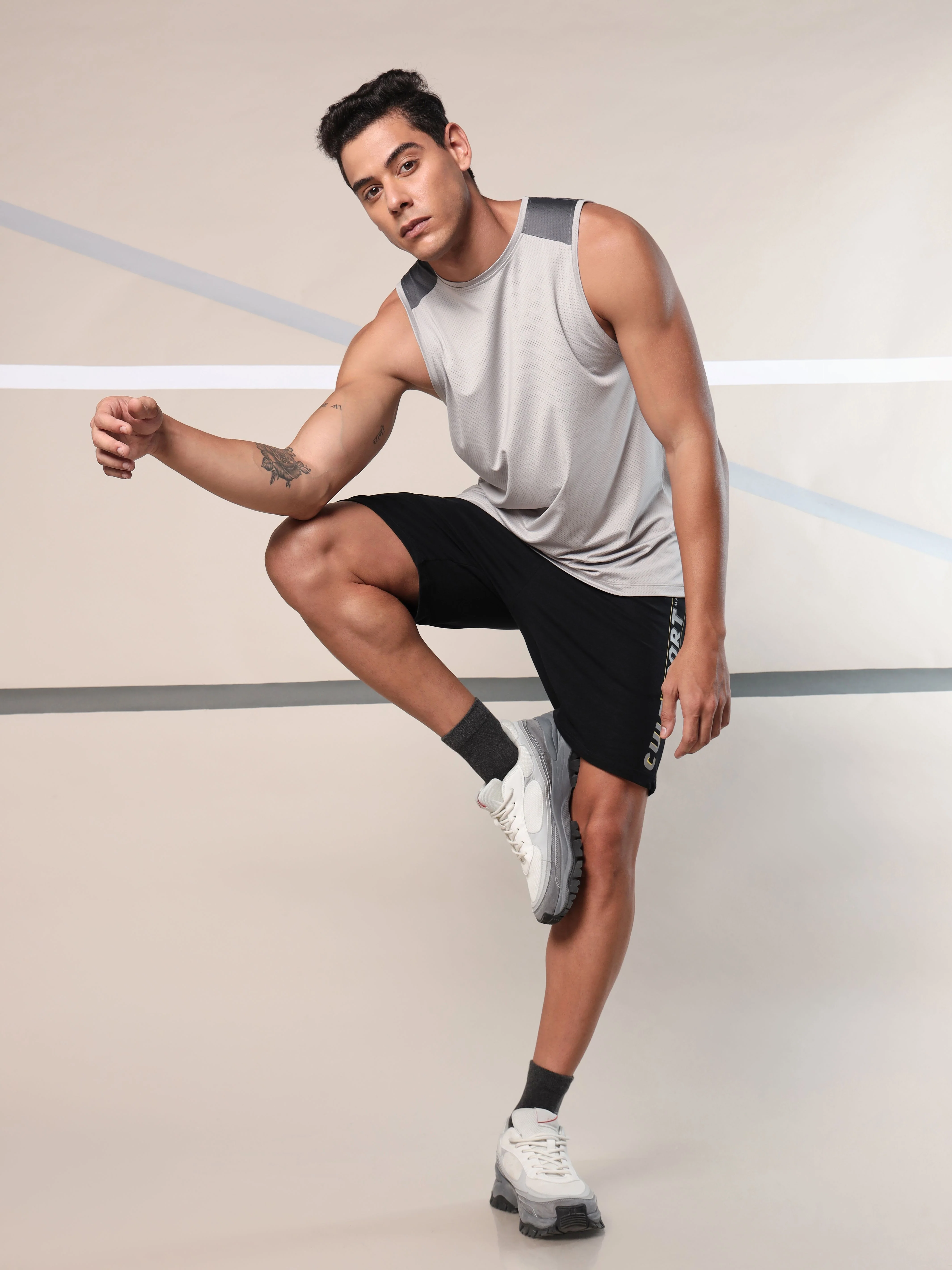 Move Easy Performance Tank - Image 3