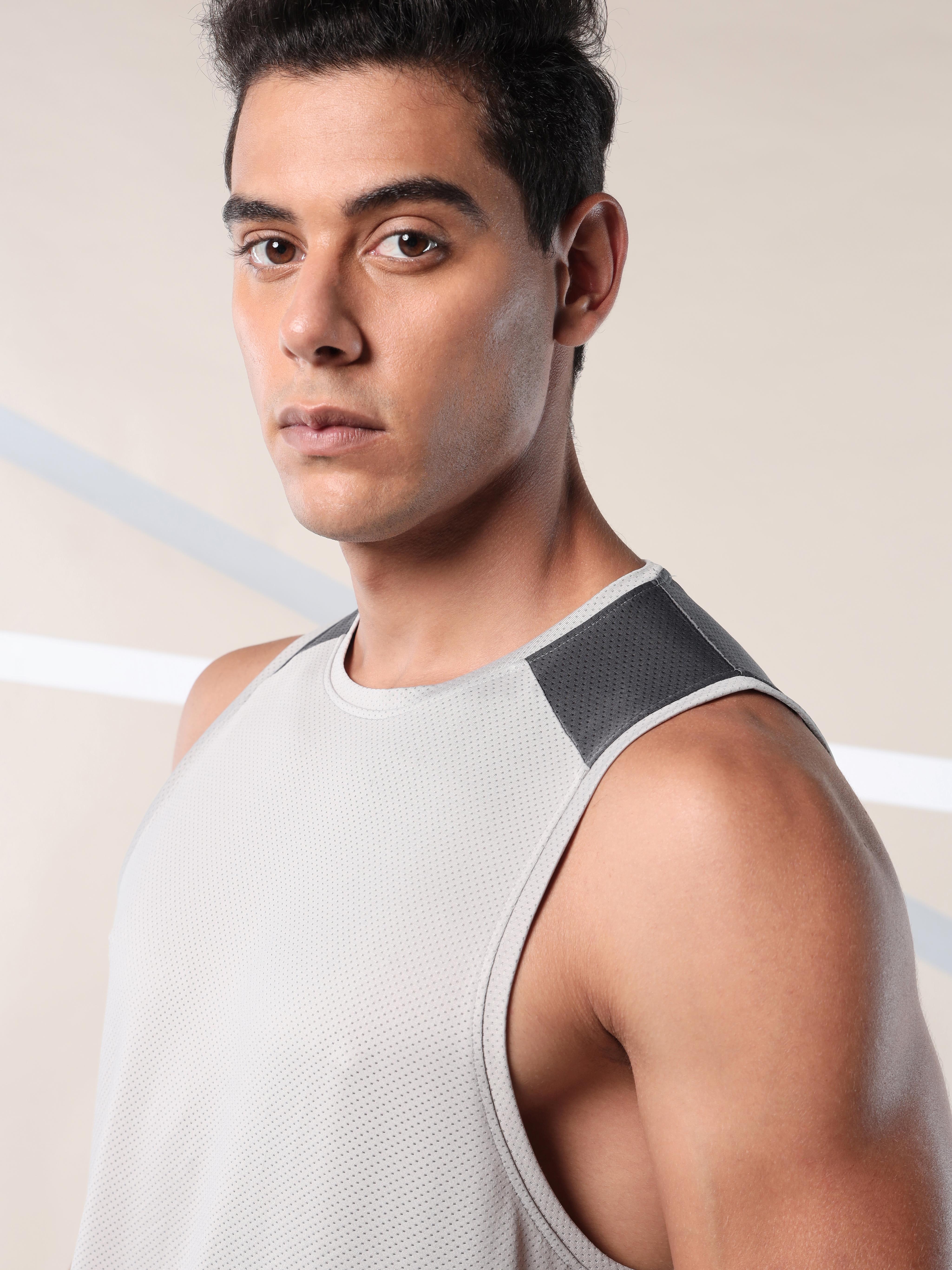 Move Easy Performance Tank - Image 6