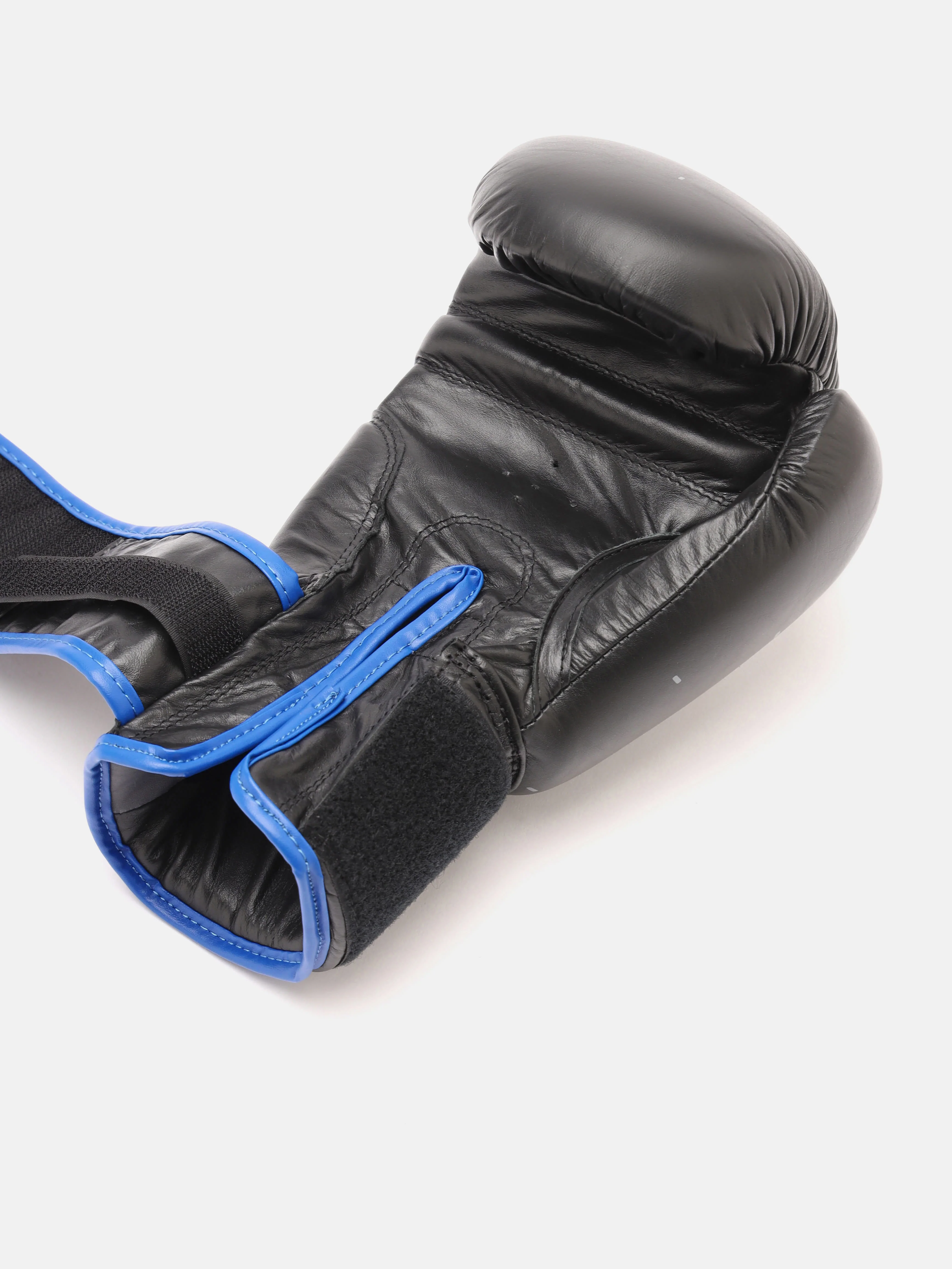 Premium Leather Boxing Gloves with Antimicrobial Lining - Image 6