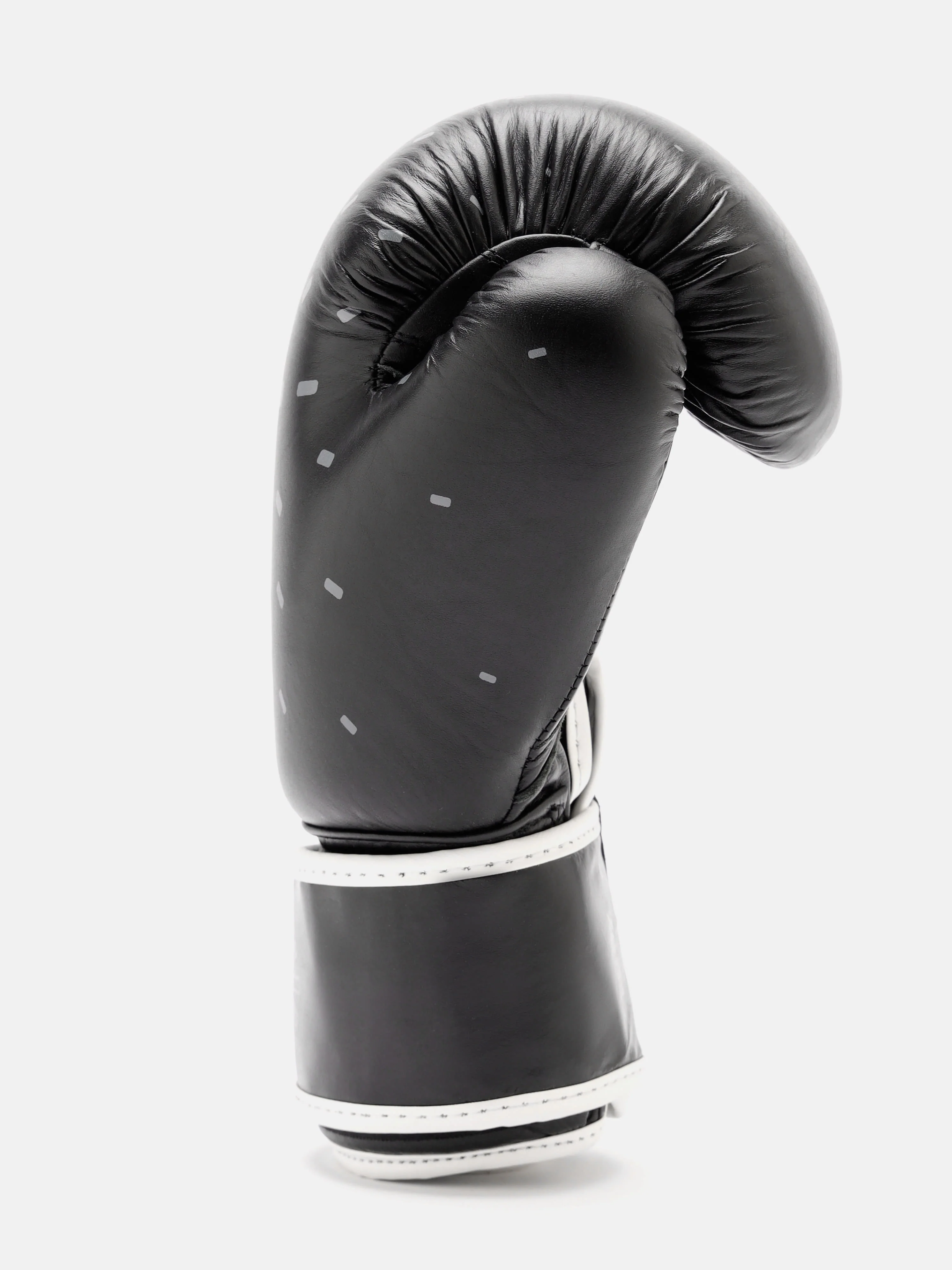 cult Premium Leather Boxing Gloves for Men & Women Foam Padding Thickness 35 mm Punching Bag Gloves for Boxing, Training, Kickboxing, Muay Thai, MMA Boxing Gloves Black & White - Image 4