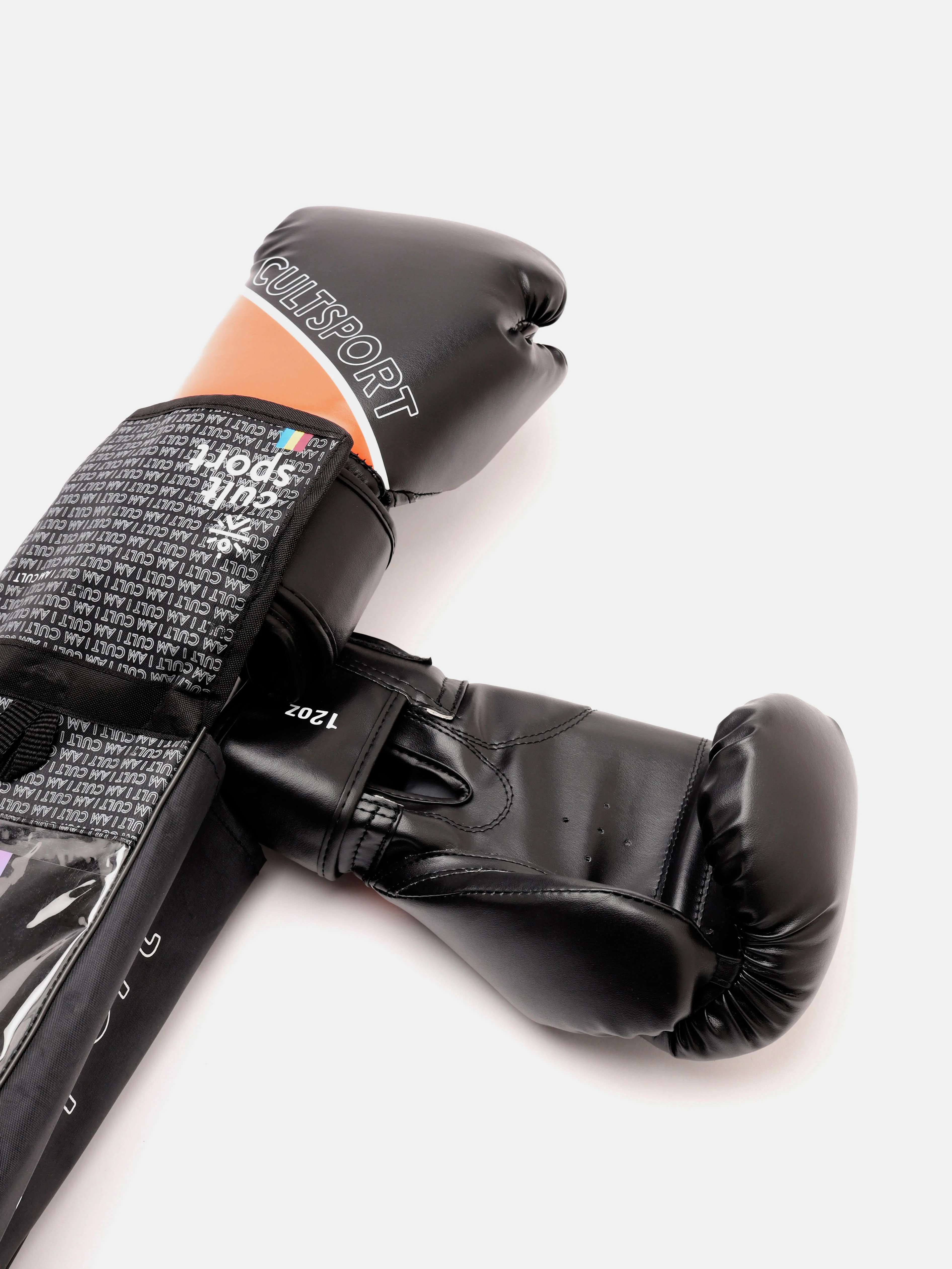 Pro Boxing Gloves with Antimicrobial Lining - Image 7