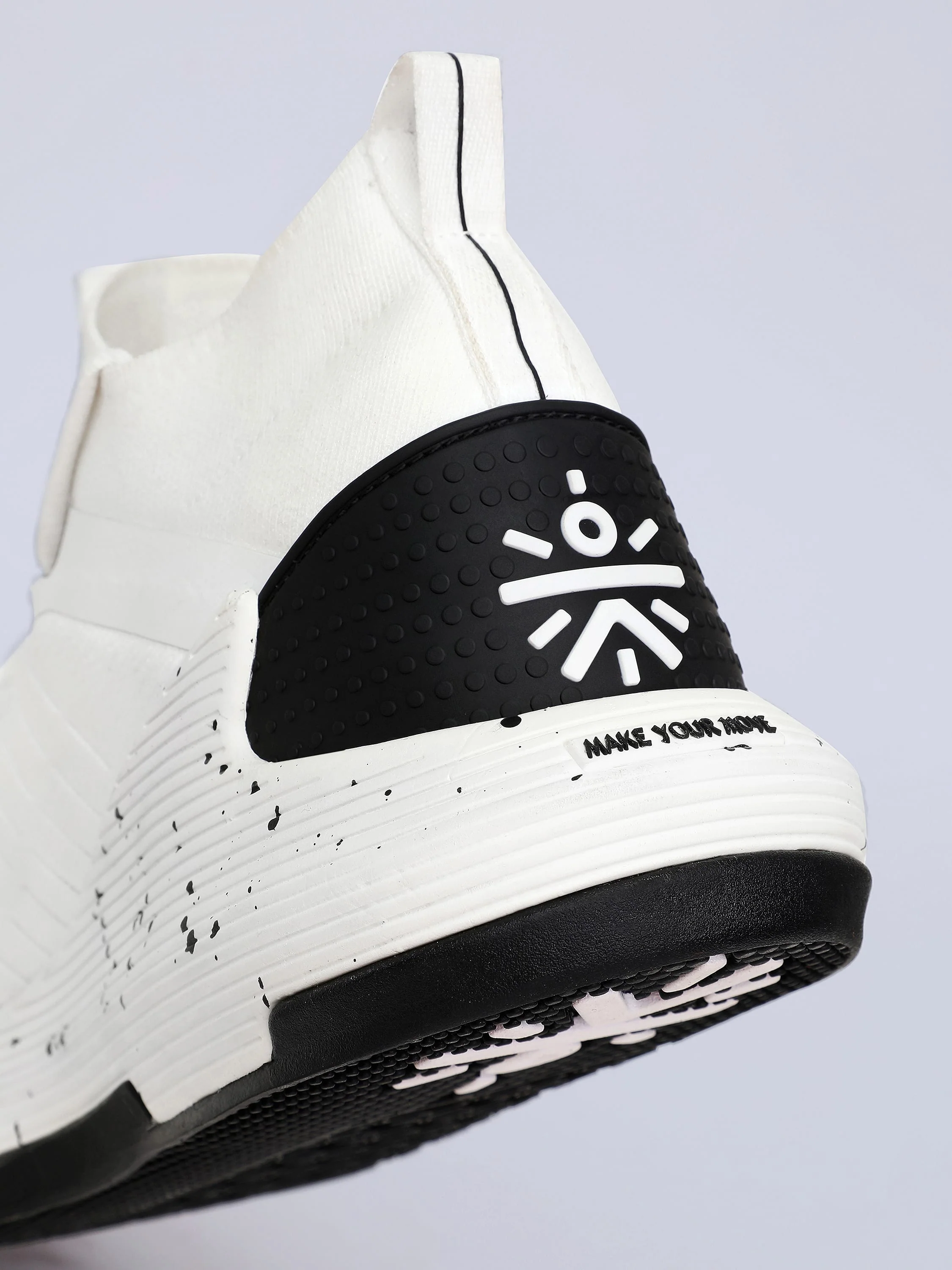 cult Pro-Train Men Training Shoes - White - Image 5