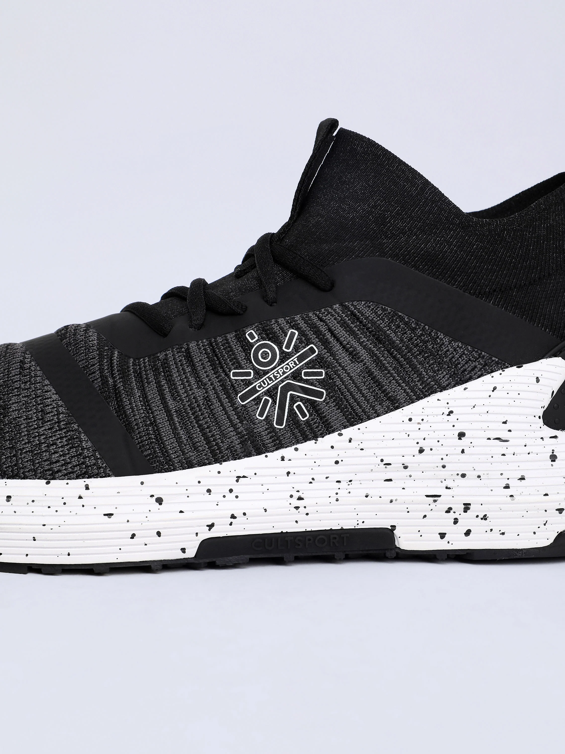 cult Pro-Train Men Training Shoes - Black/White - Image 8