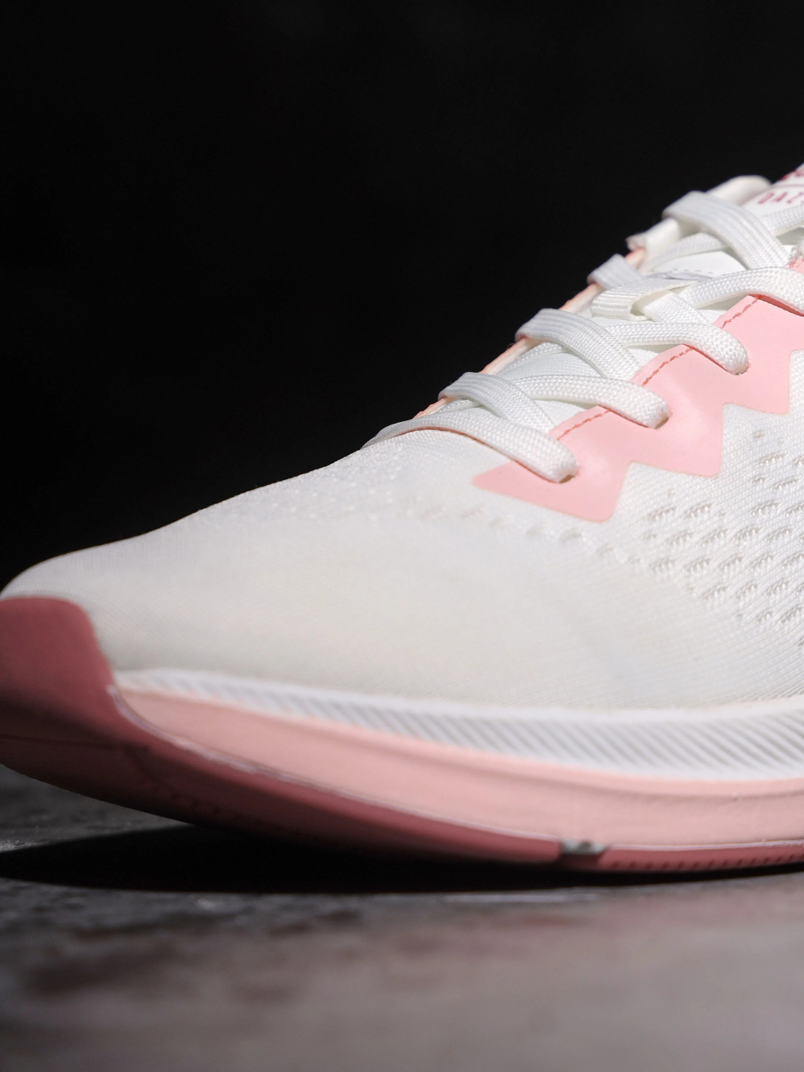 cult Dazsh Women Running Shoes - White - Image 5