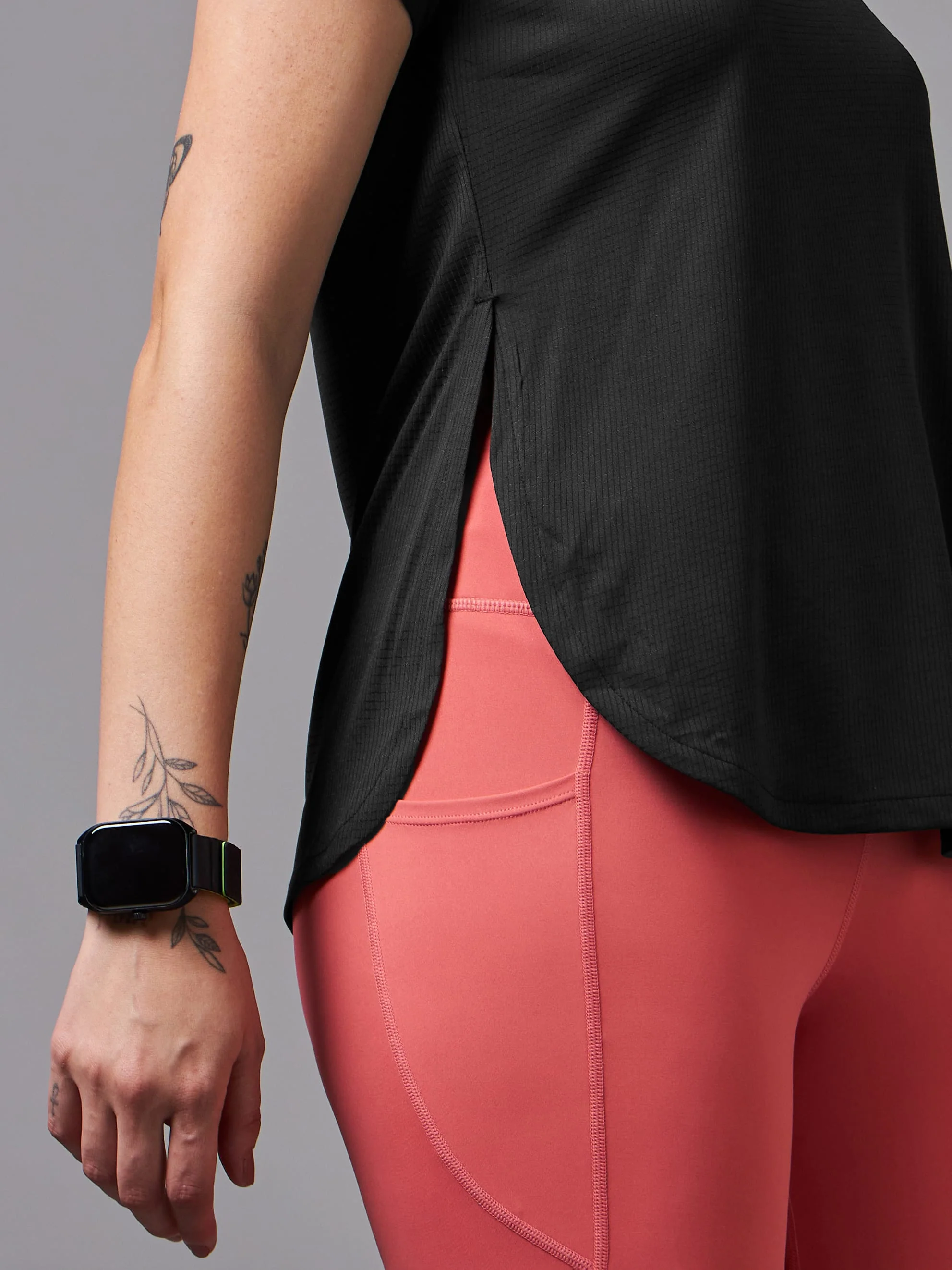 Running Longline T-shirt - Image 7