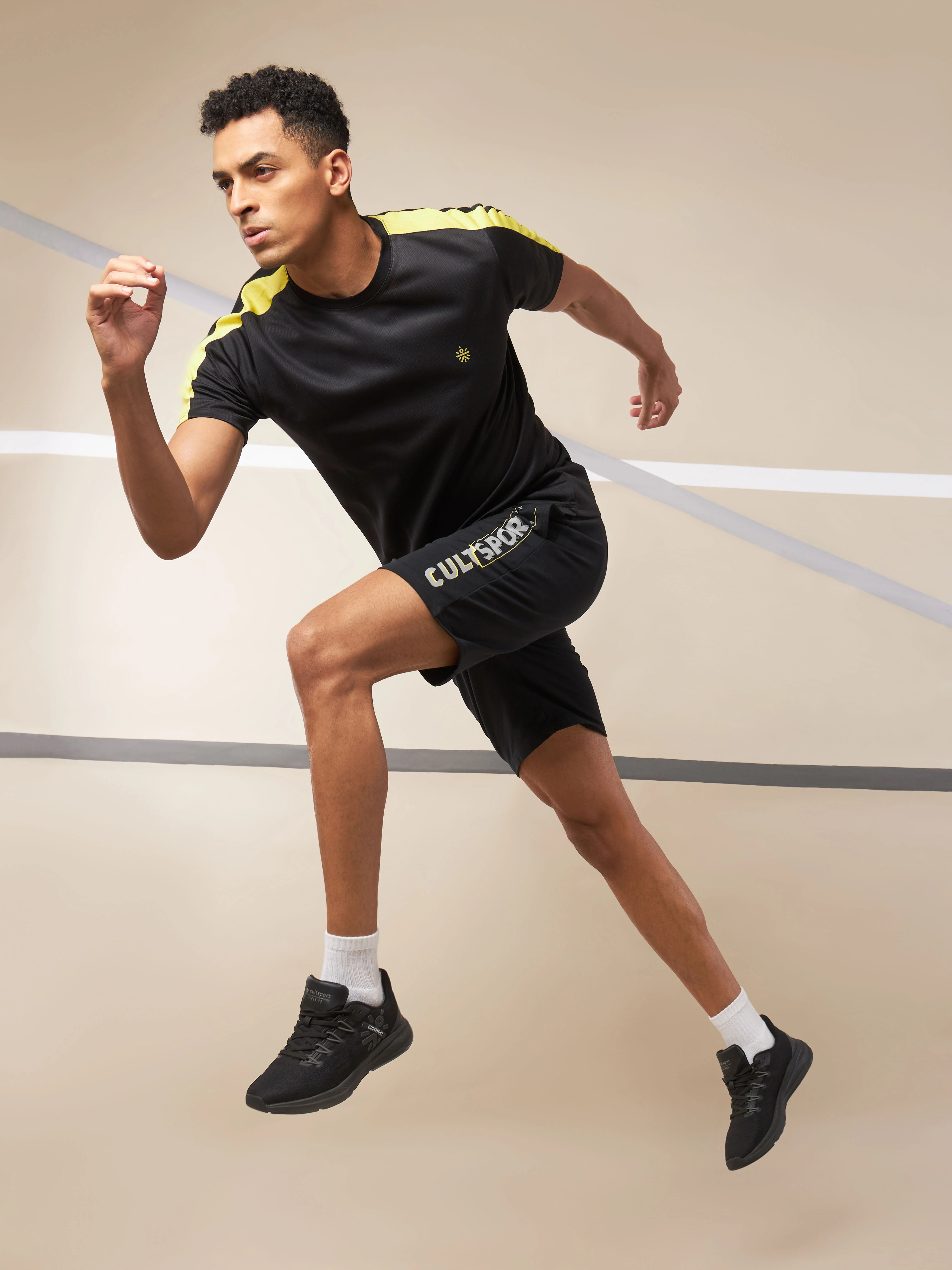 Shoulder Pop Active T-shirt - Image 2