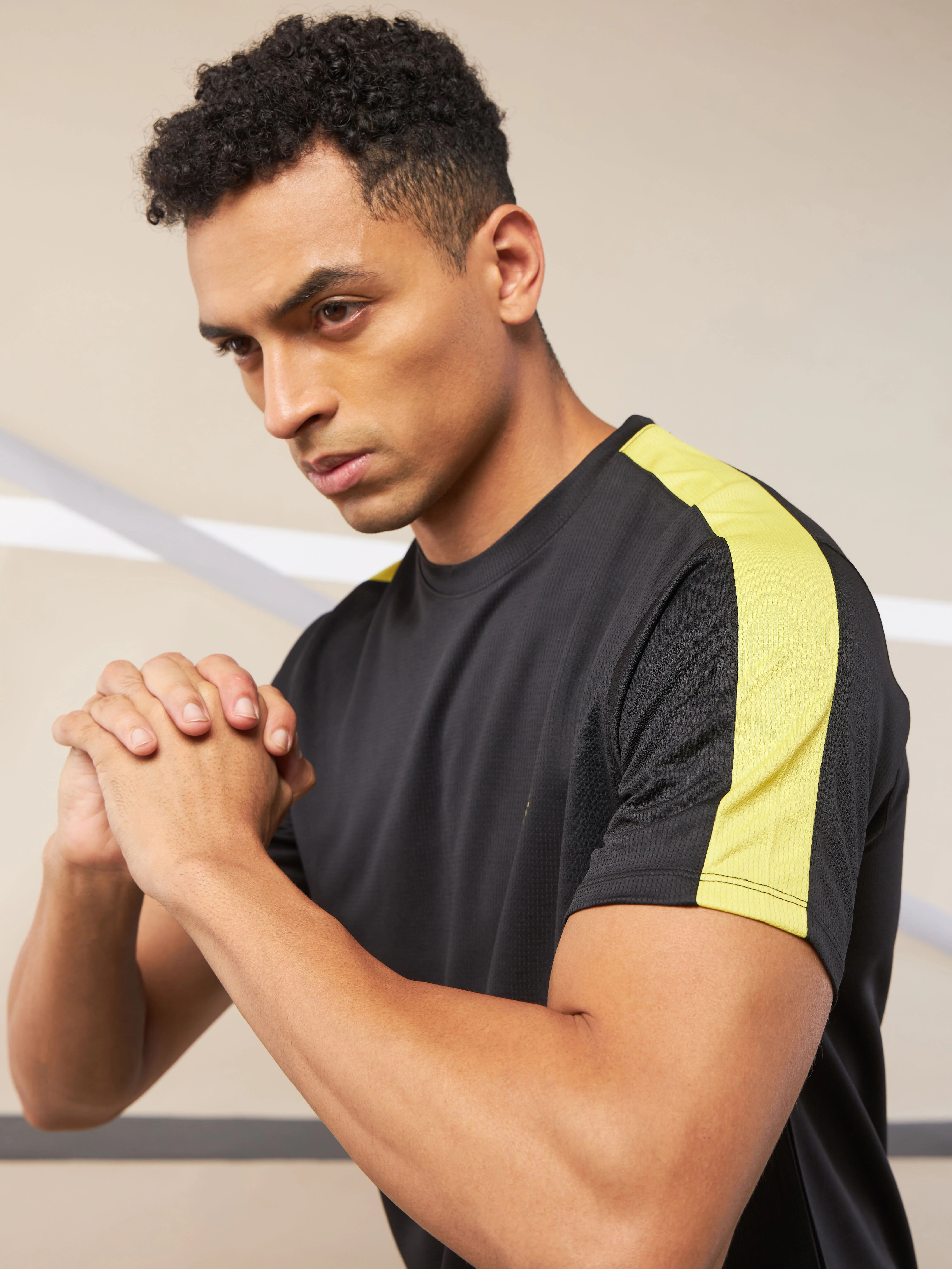 Shoulder Pop Active T-shirt - Image 7