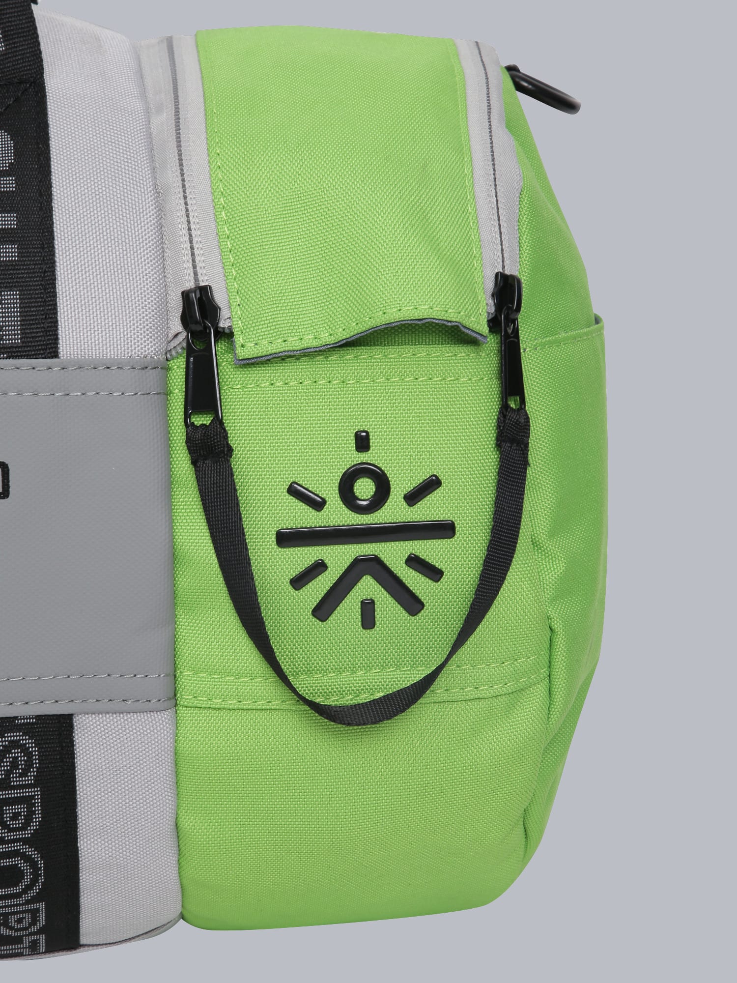 Signature Cannon Grey Duffel - Image 9