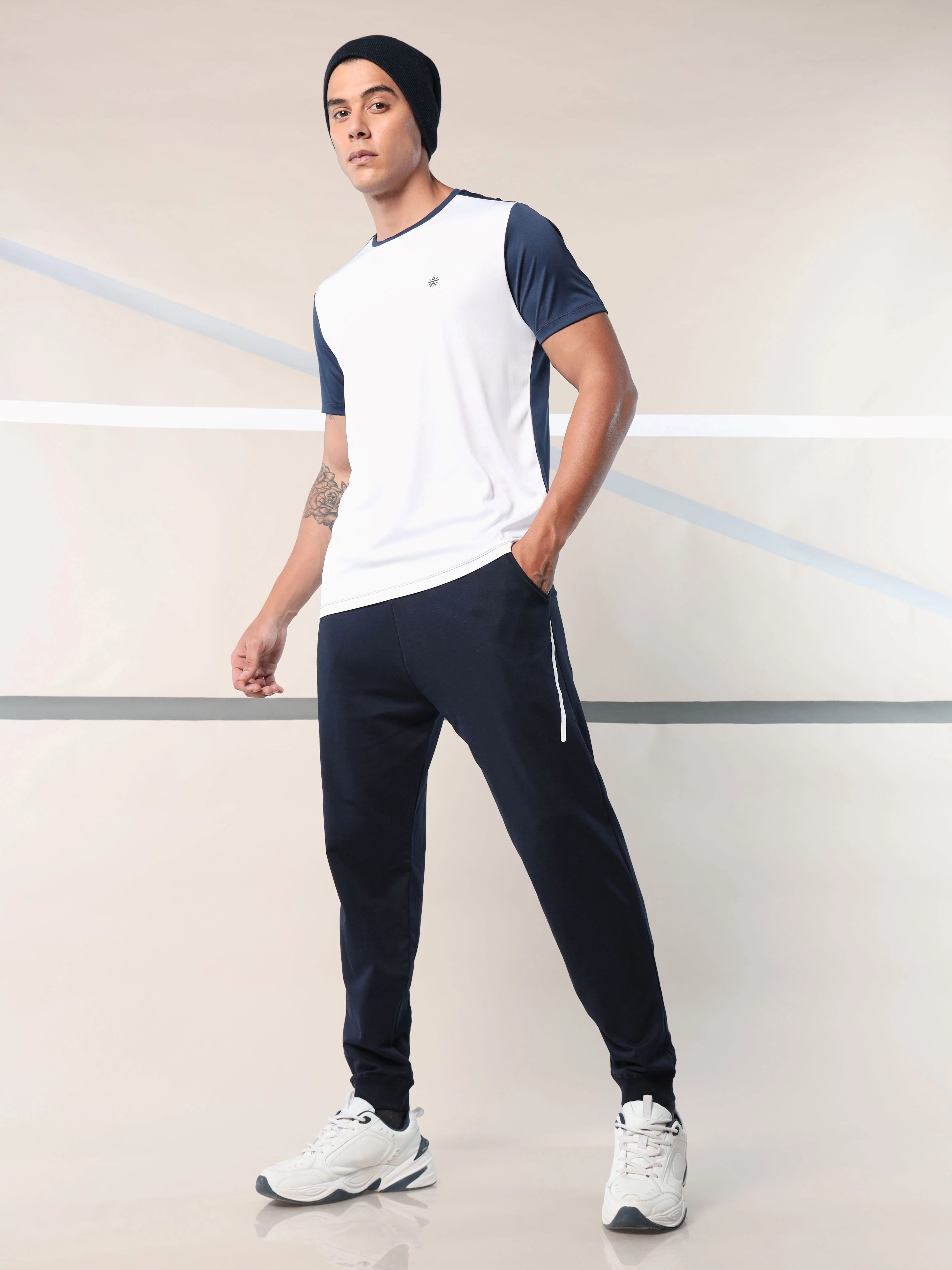 The Essential All Day Joggers - Image 3