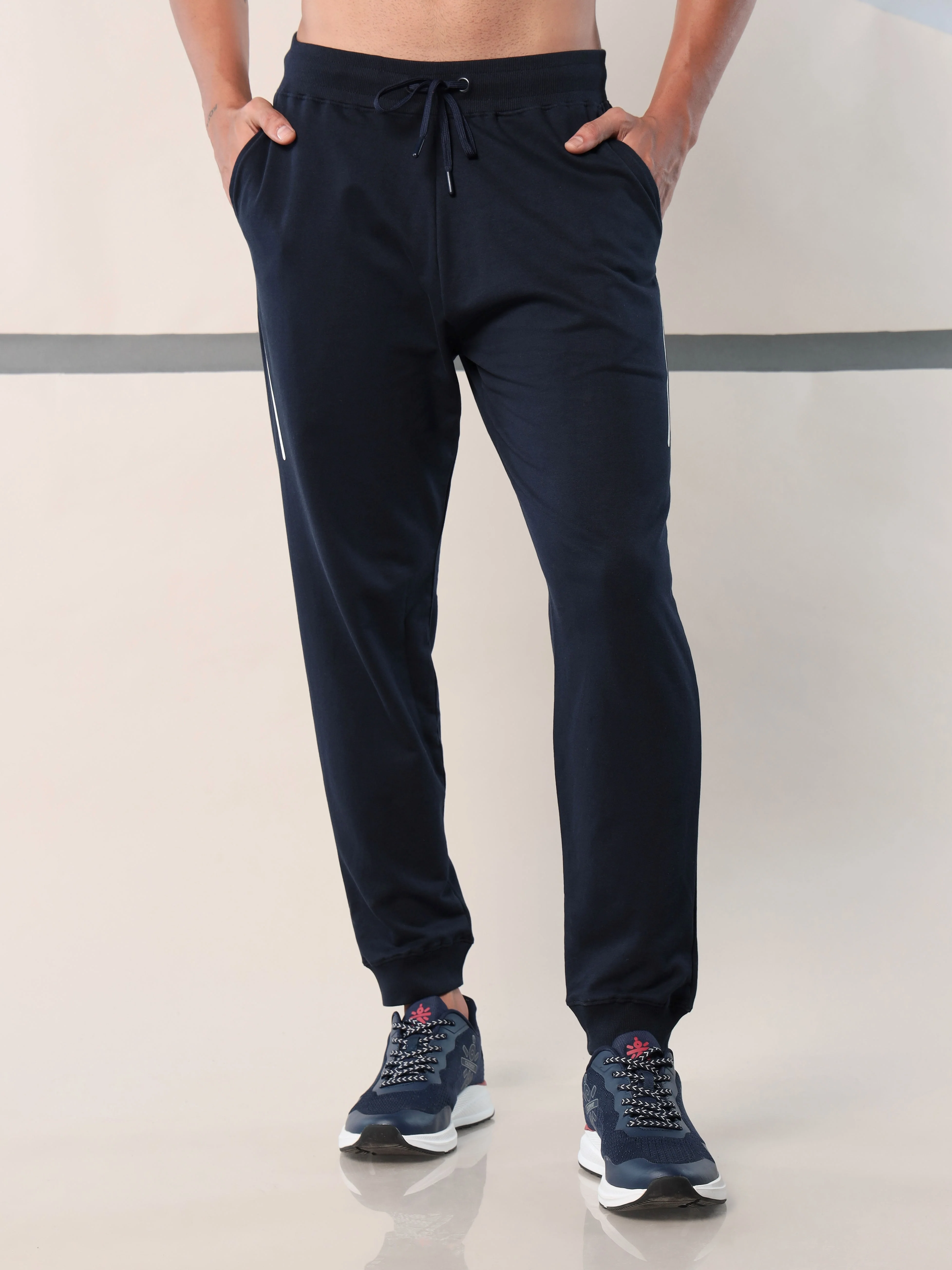 The Essential All Day Joggers - Image 4