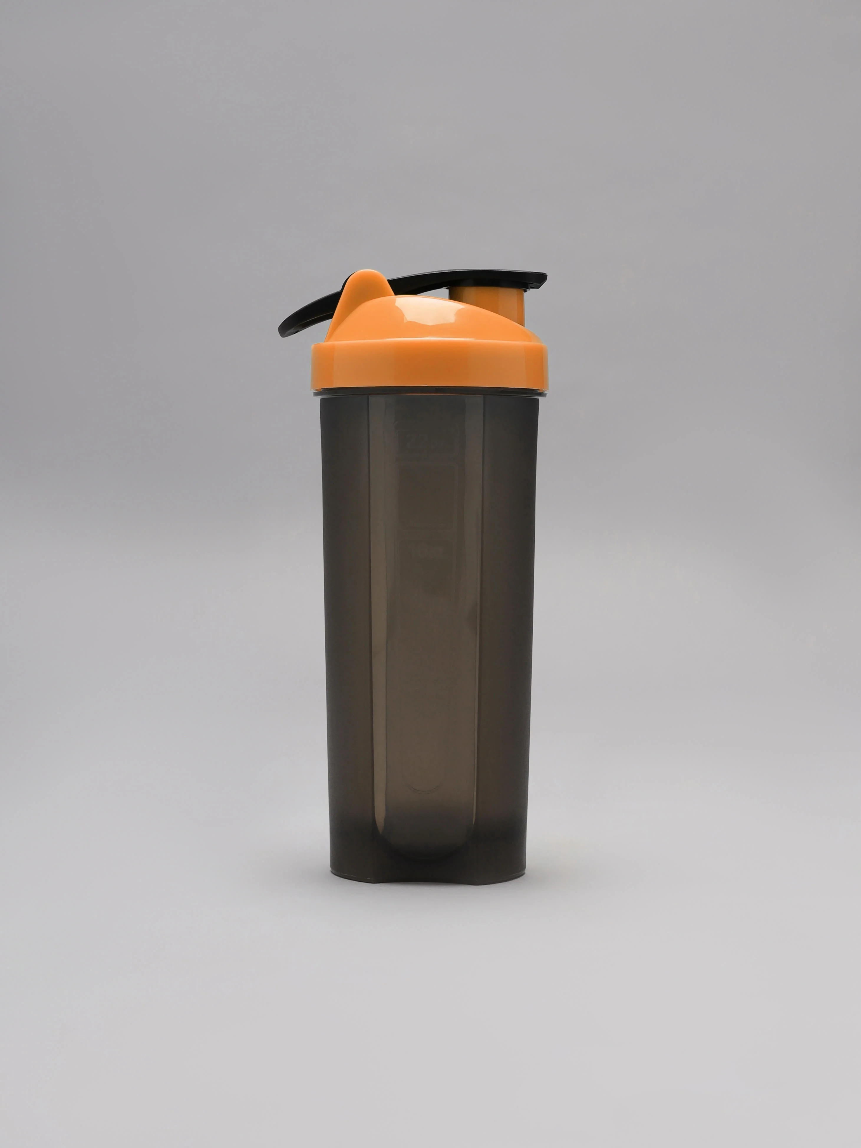 Spill Proof Flip Top Shaker with Blender Ball - Image 3