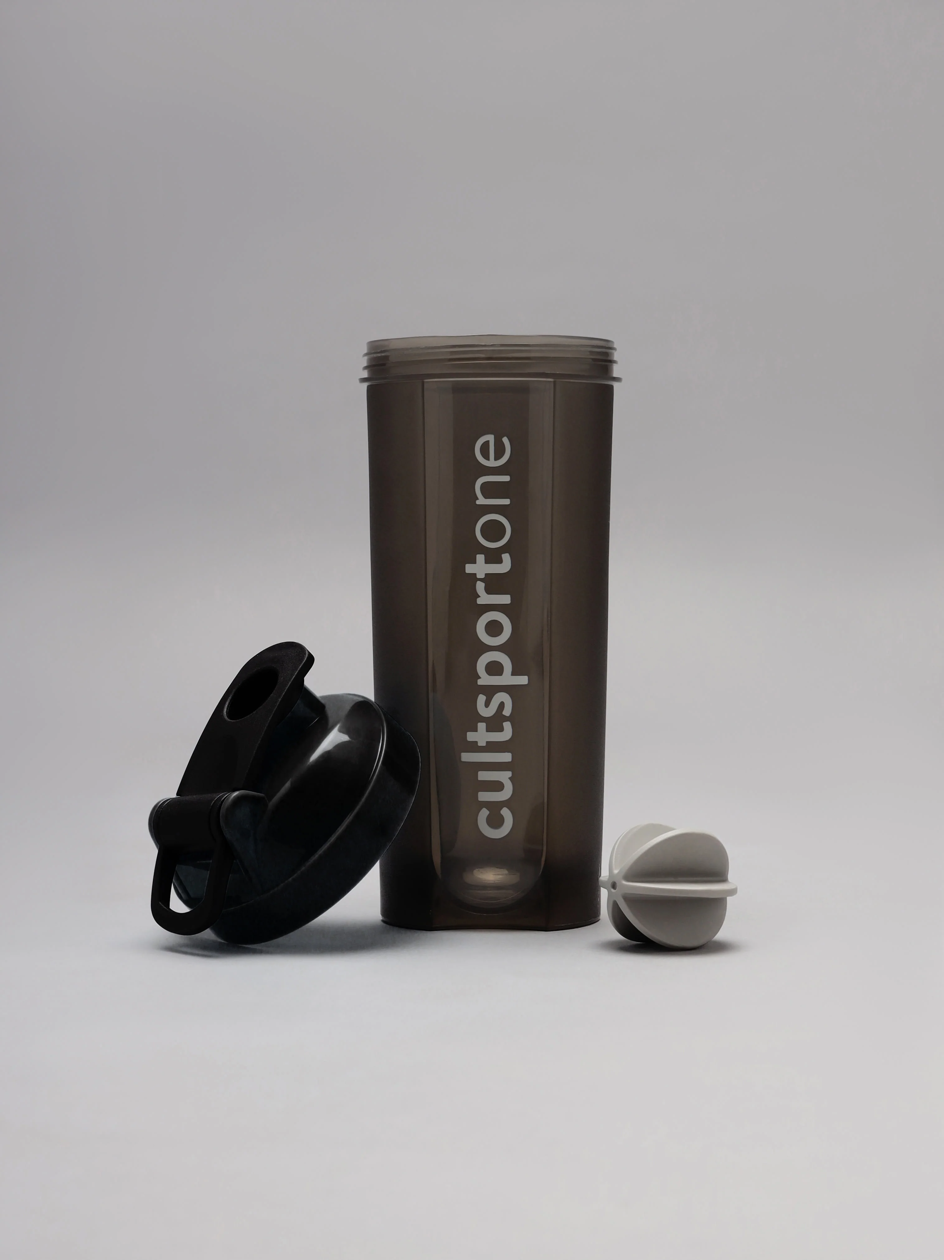 Spill Proof Flip Top Shaker with Blender Ball - Image 4