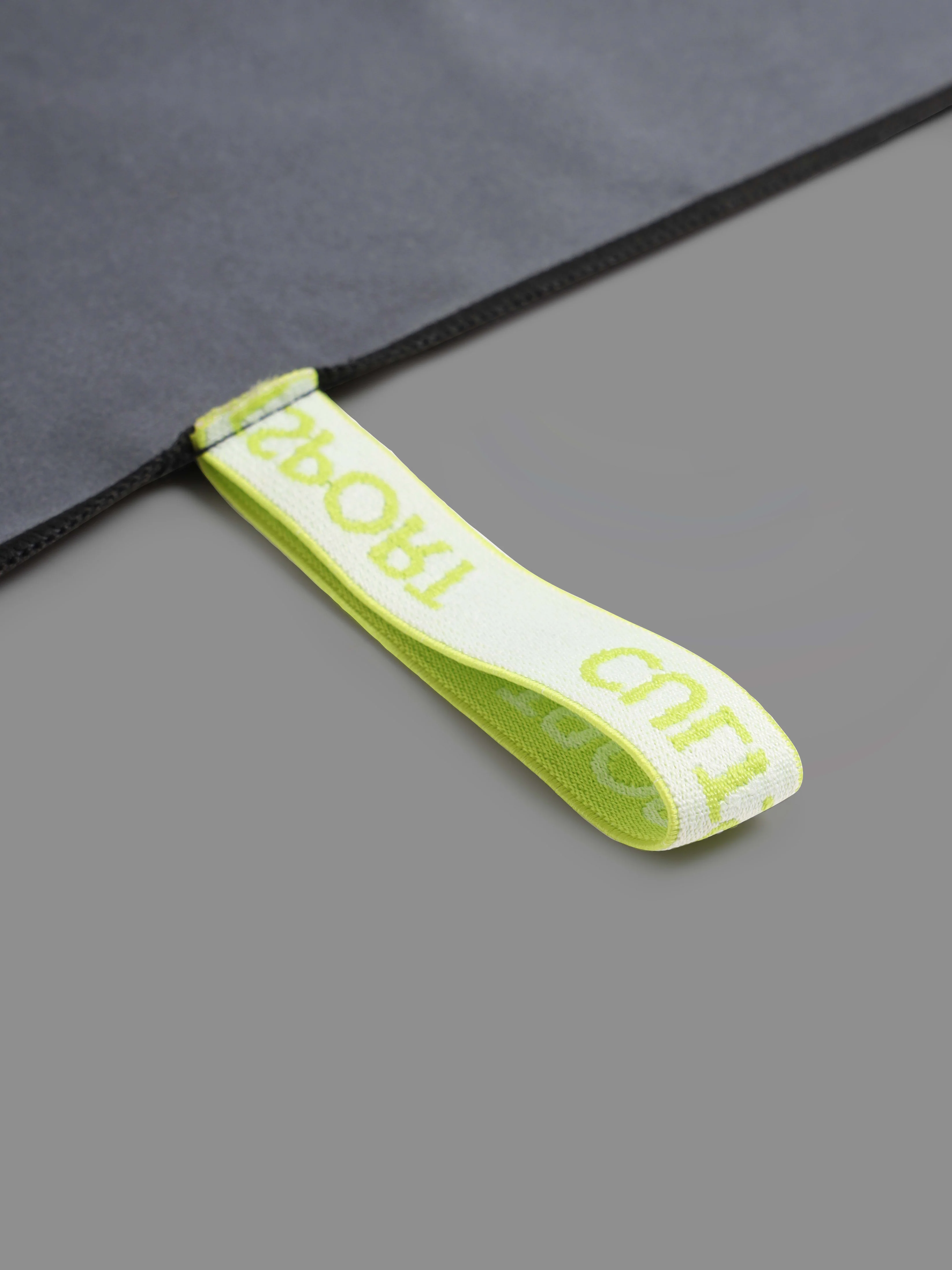 Super Absorbent Bath Towel - Image 6