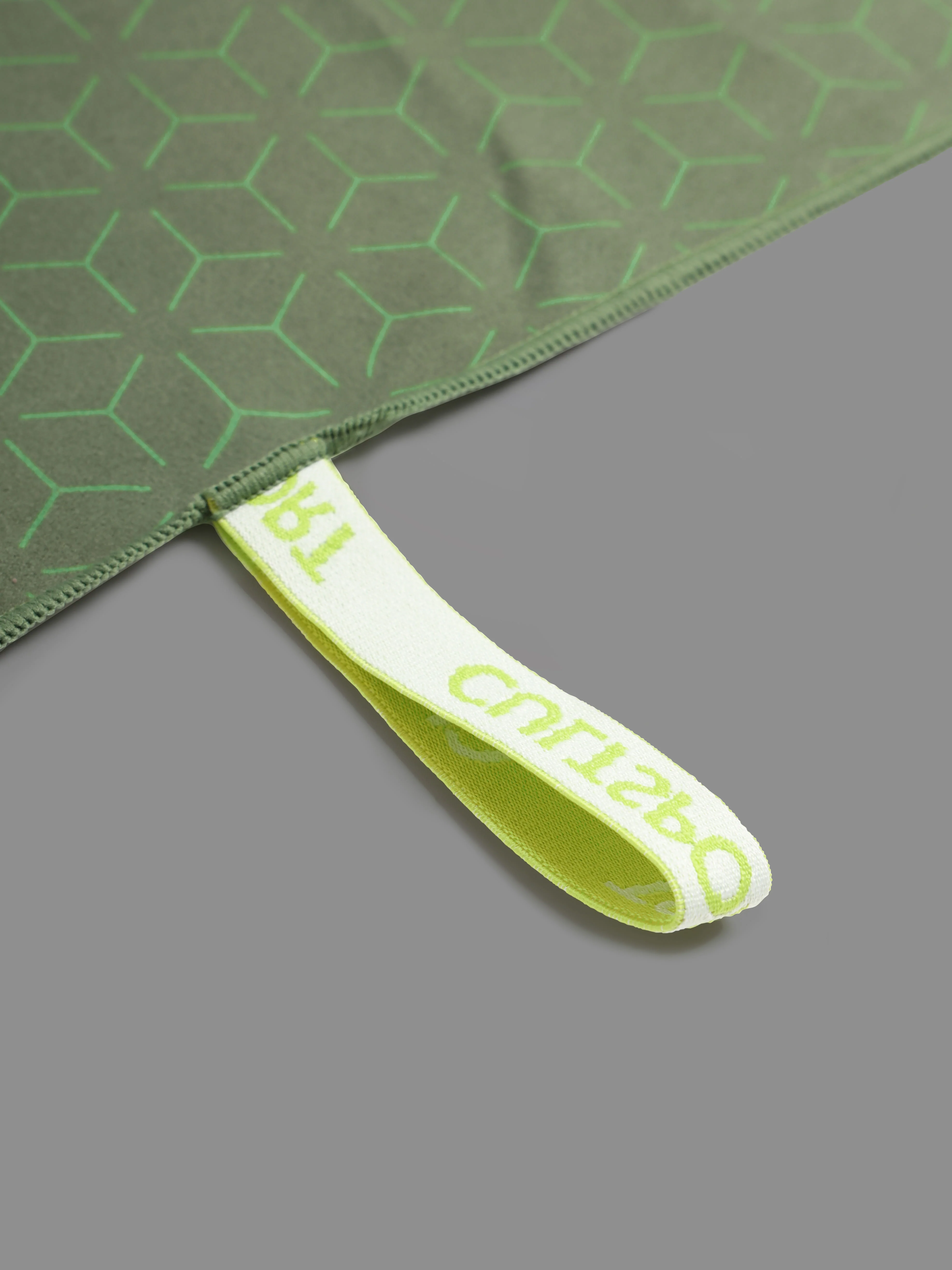 Super Absorbent Bath Towel - Image 6