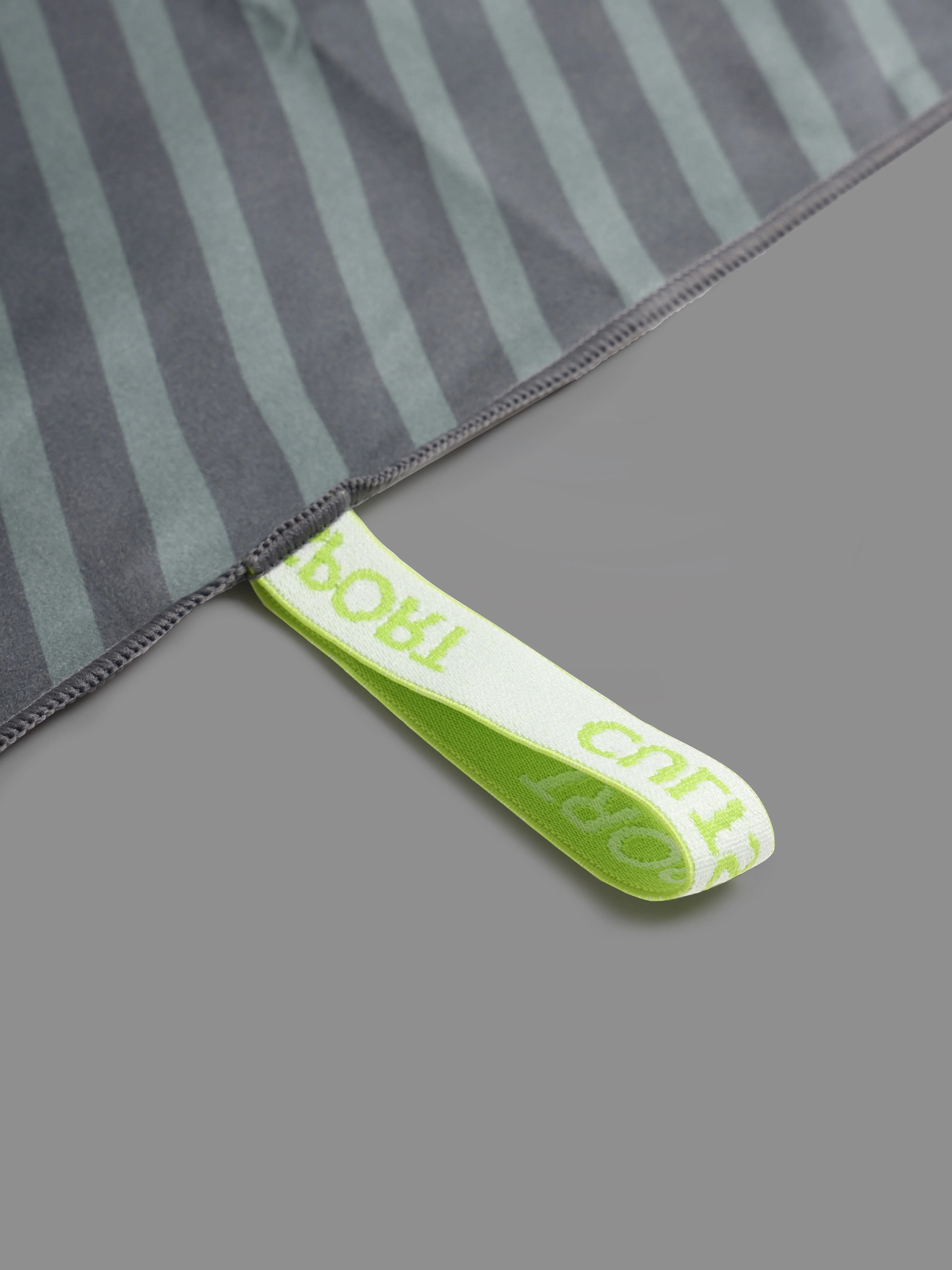 Super Absorbent Bath Towel - Image 6