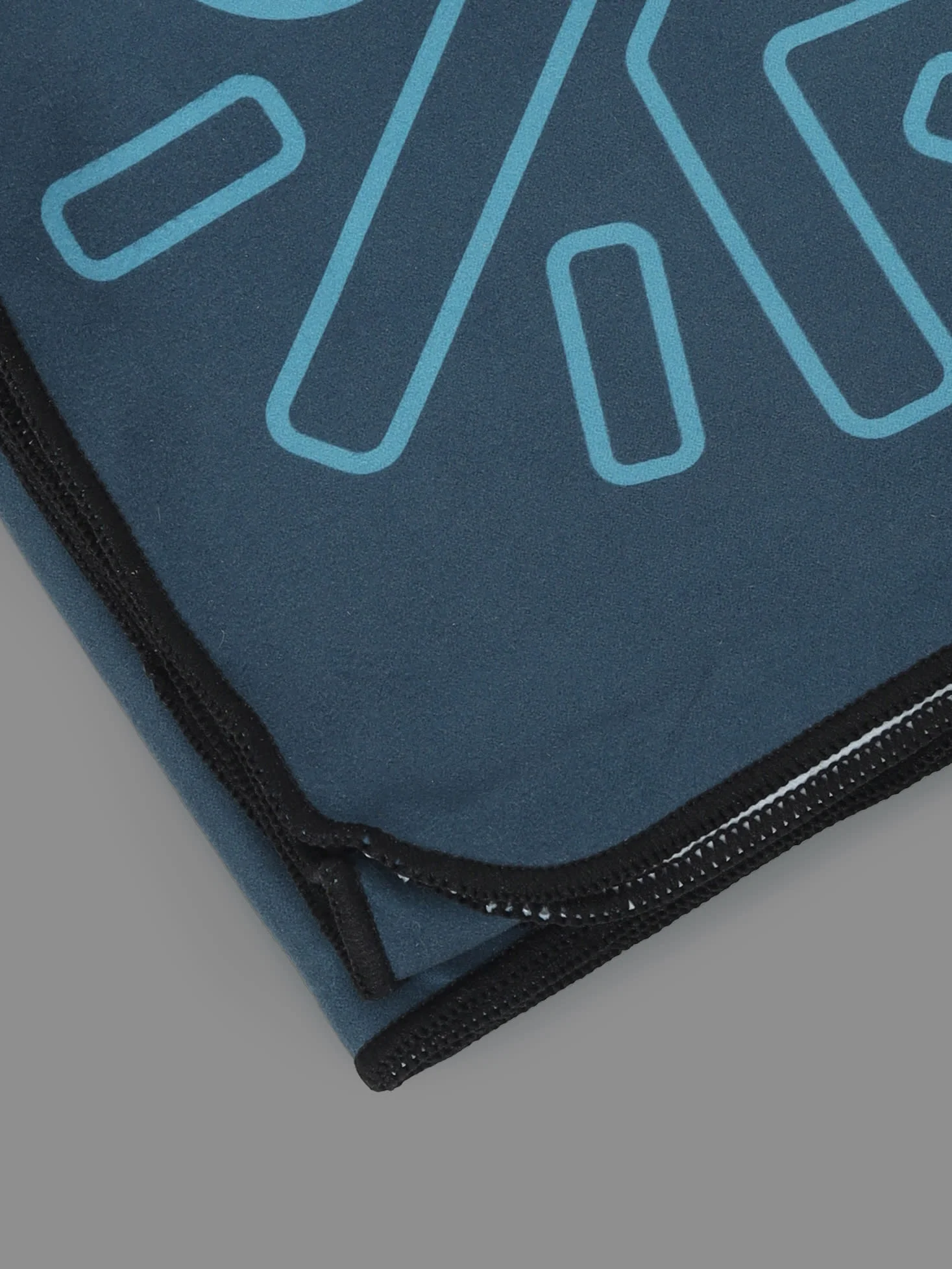 Super Absorbent Bath Towel - Image 5