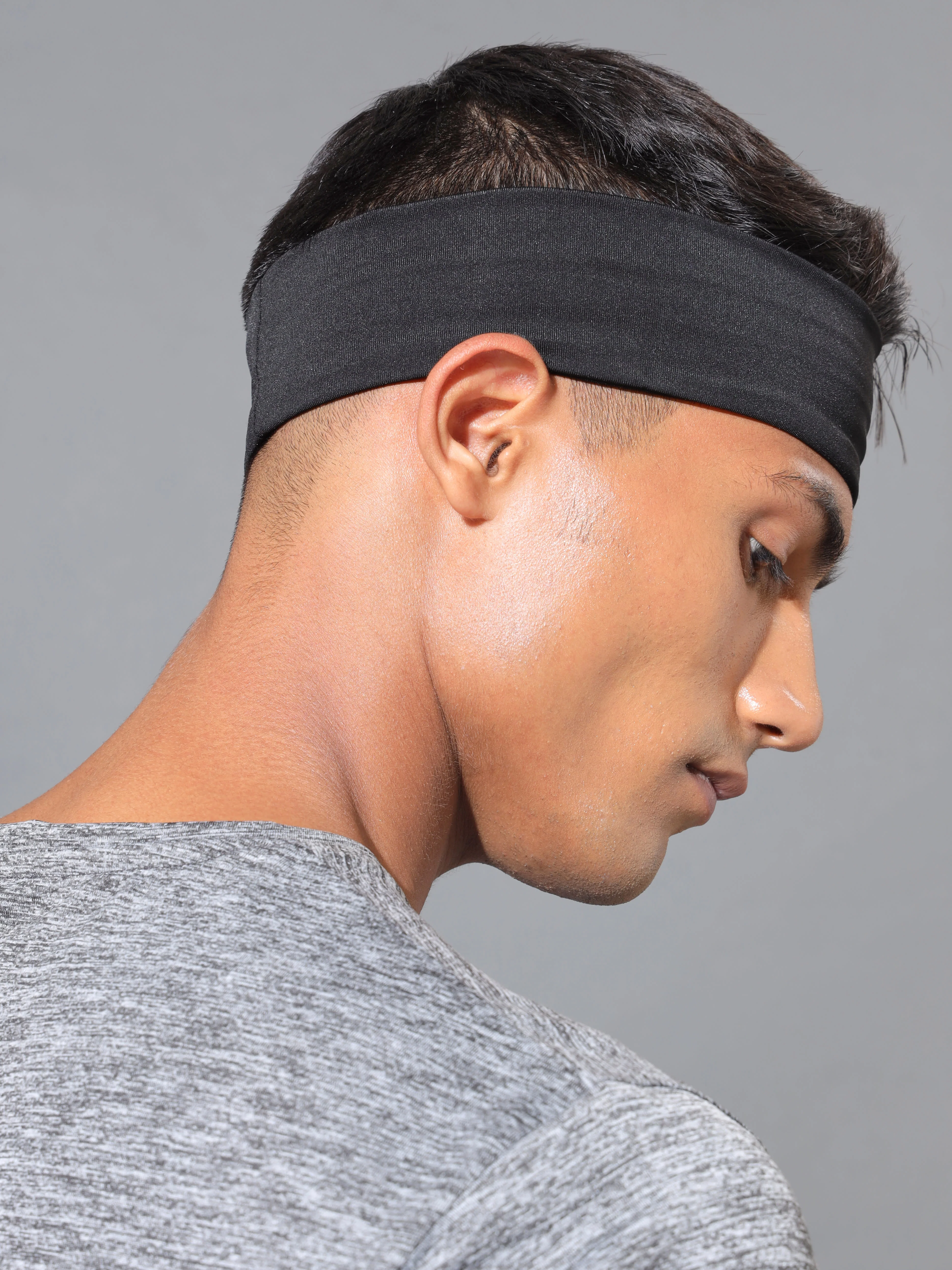 Sweat Absorbent Workout Headband - Image 2