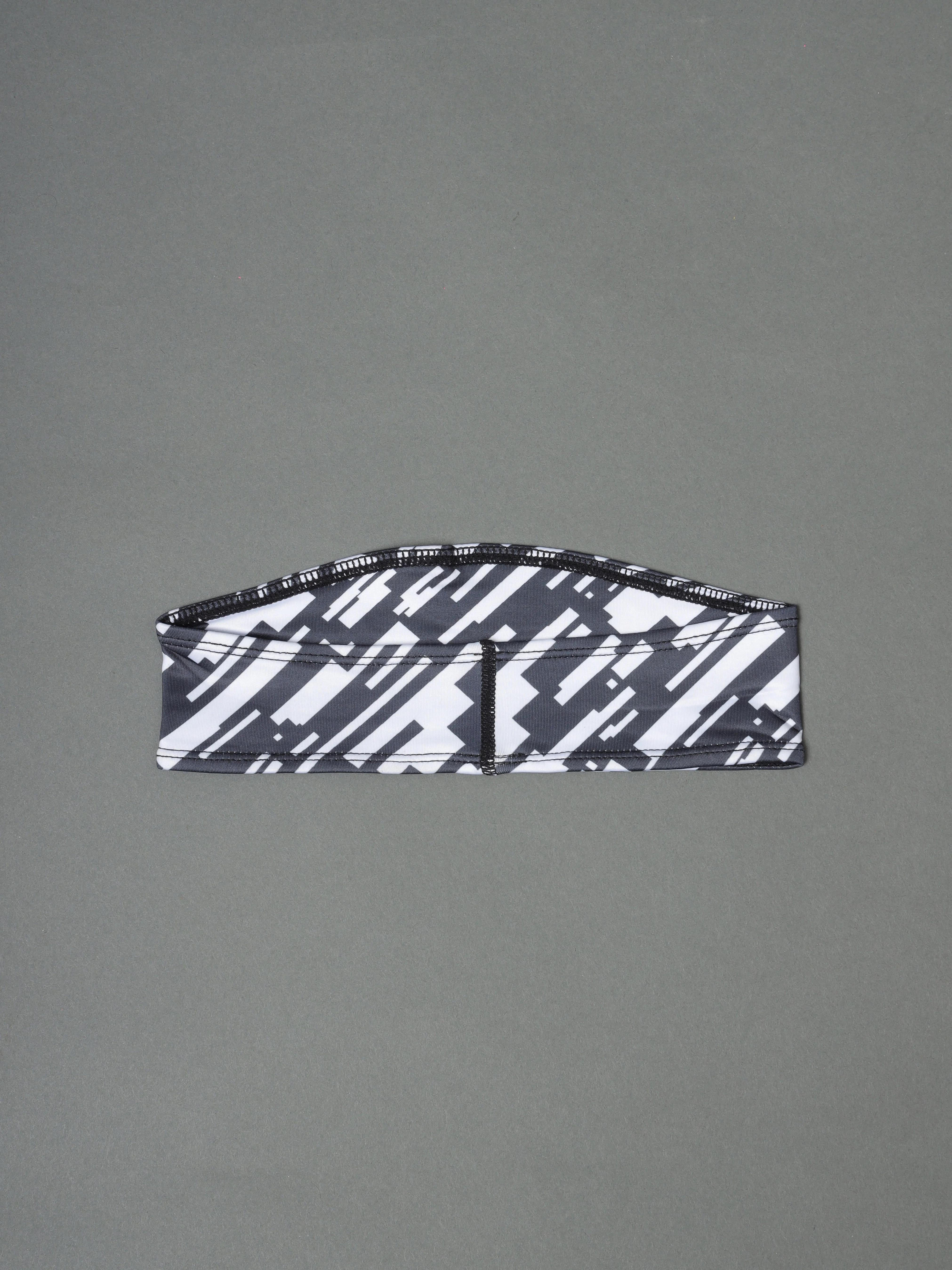Sweat Absorbent Workout Headband - Image 5