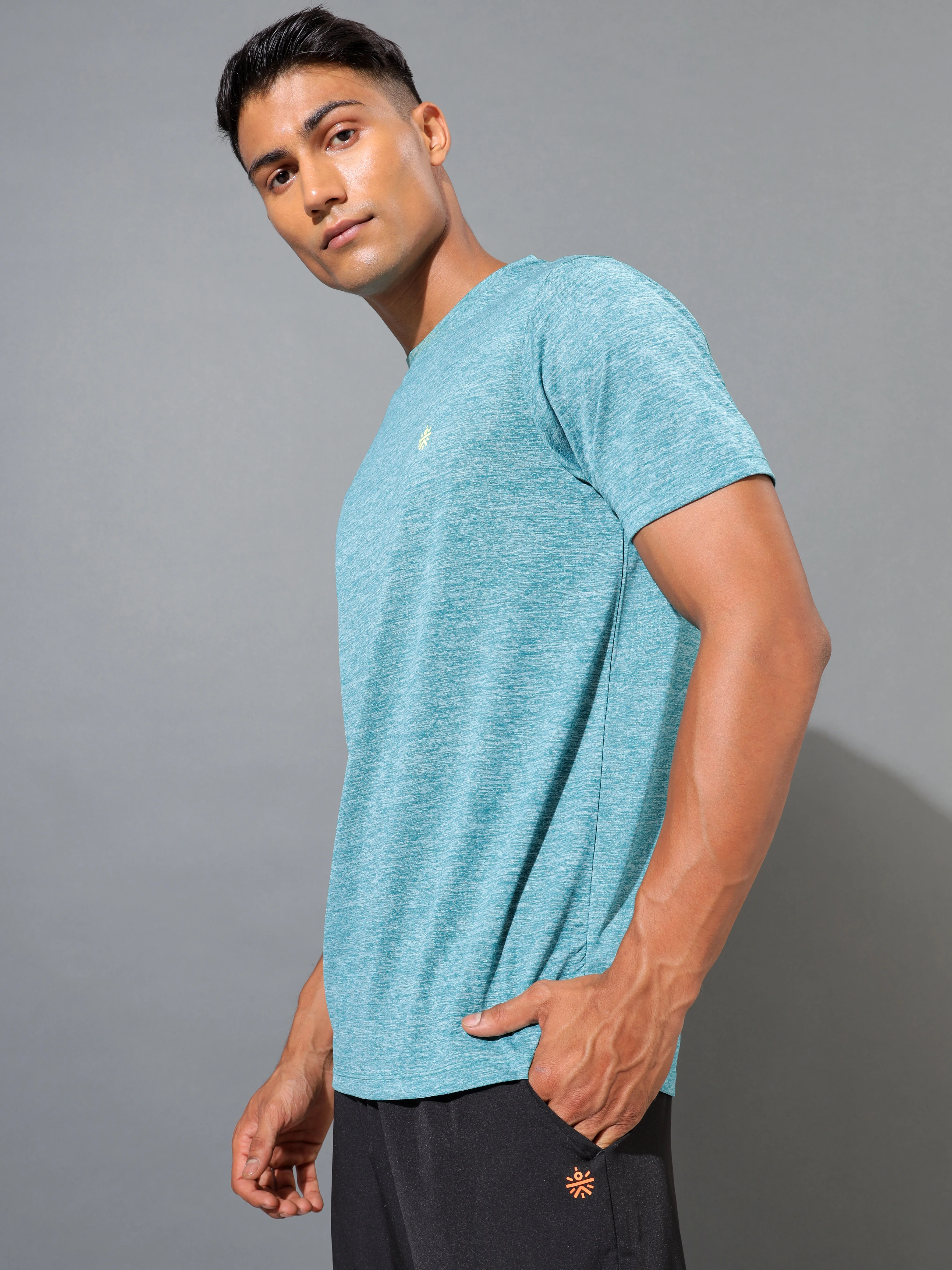 Textured Performance Logo T-shirt - Image 4