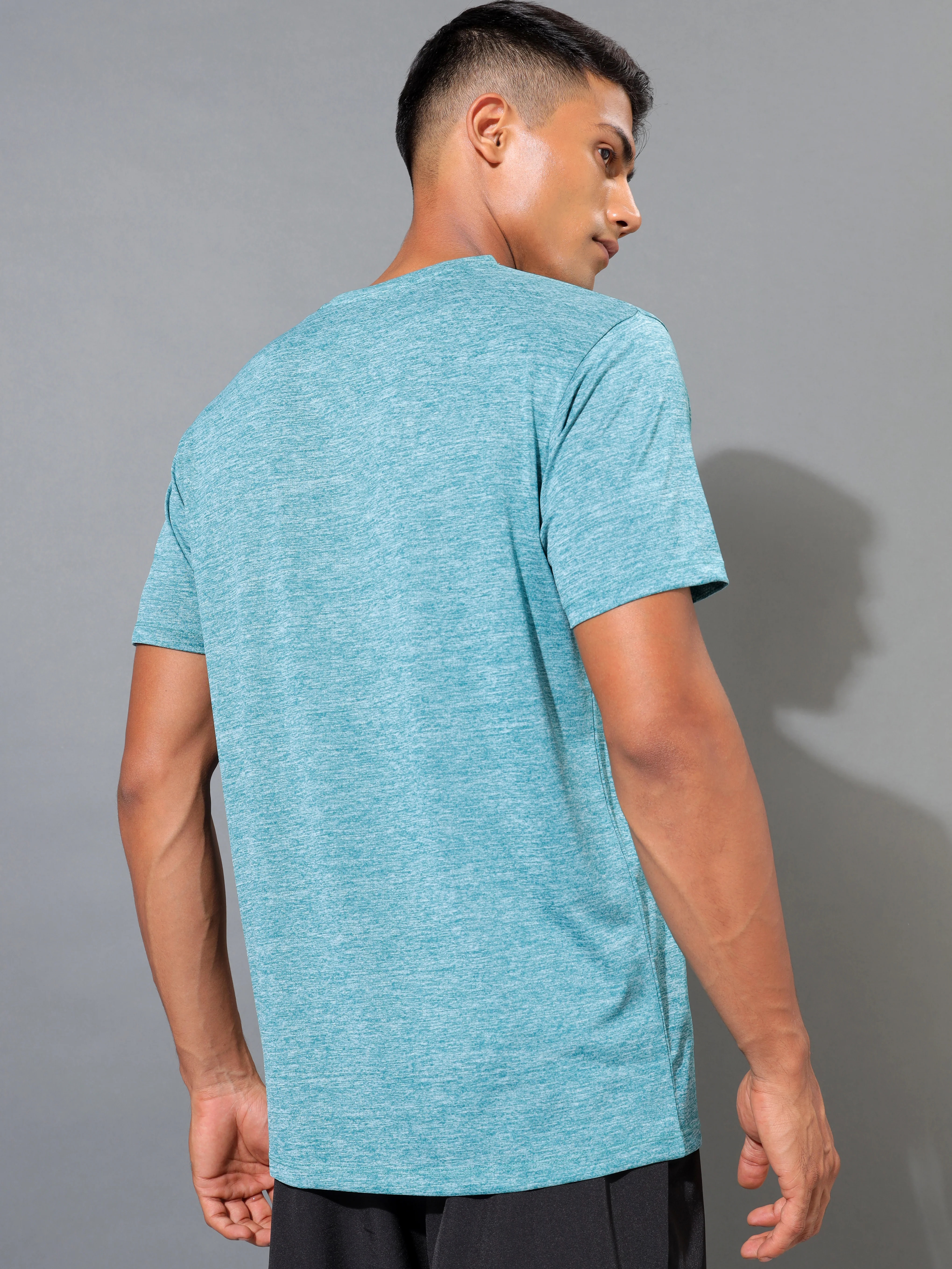 Textured Performance Logo T-shirt - Image 5