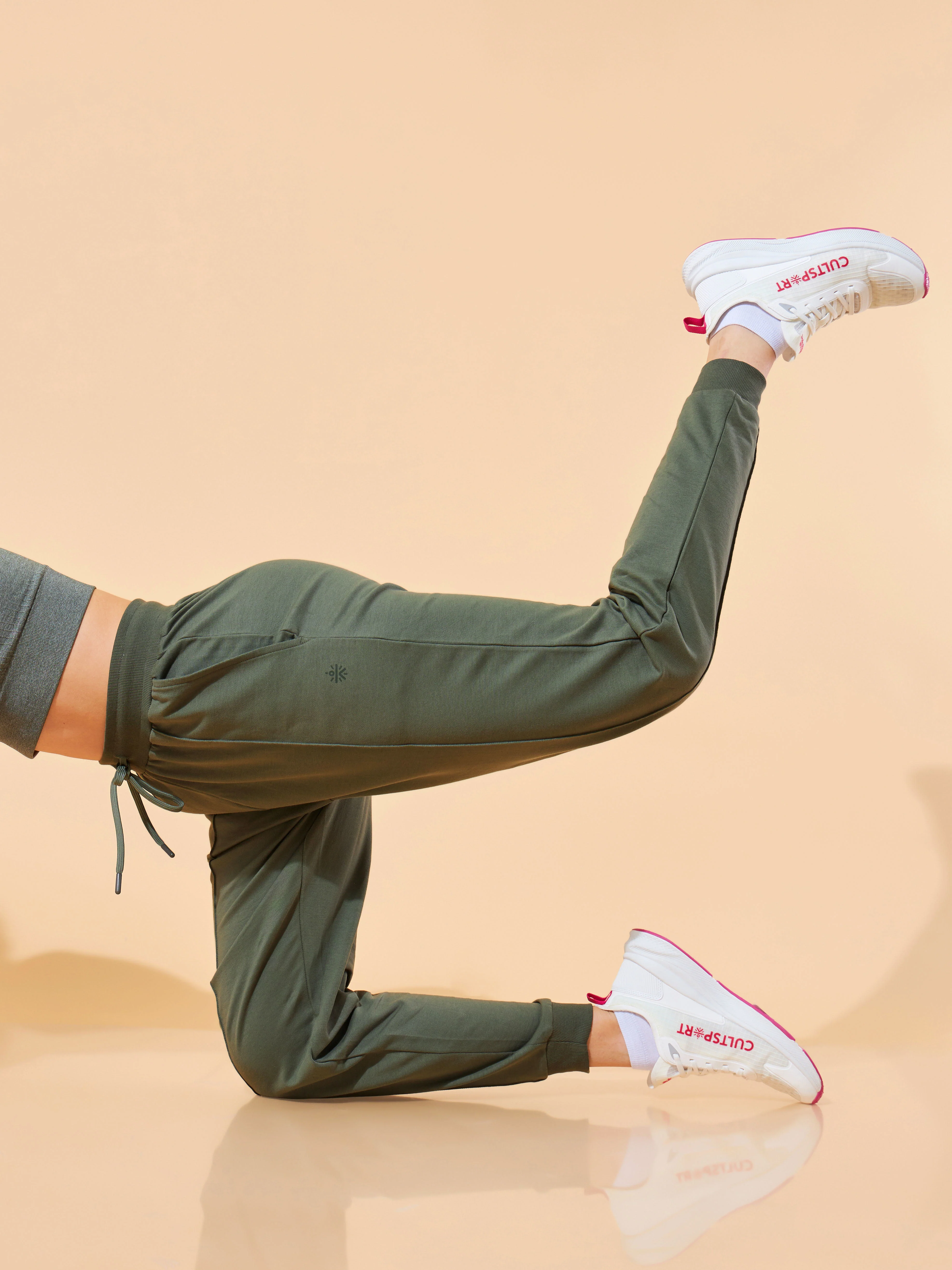 Olive Womens Essential All-Day Joggers - Image 3