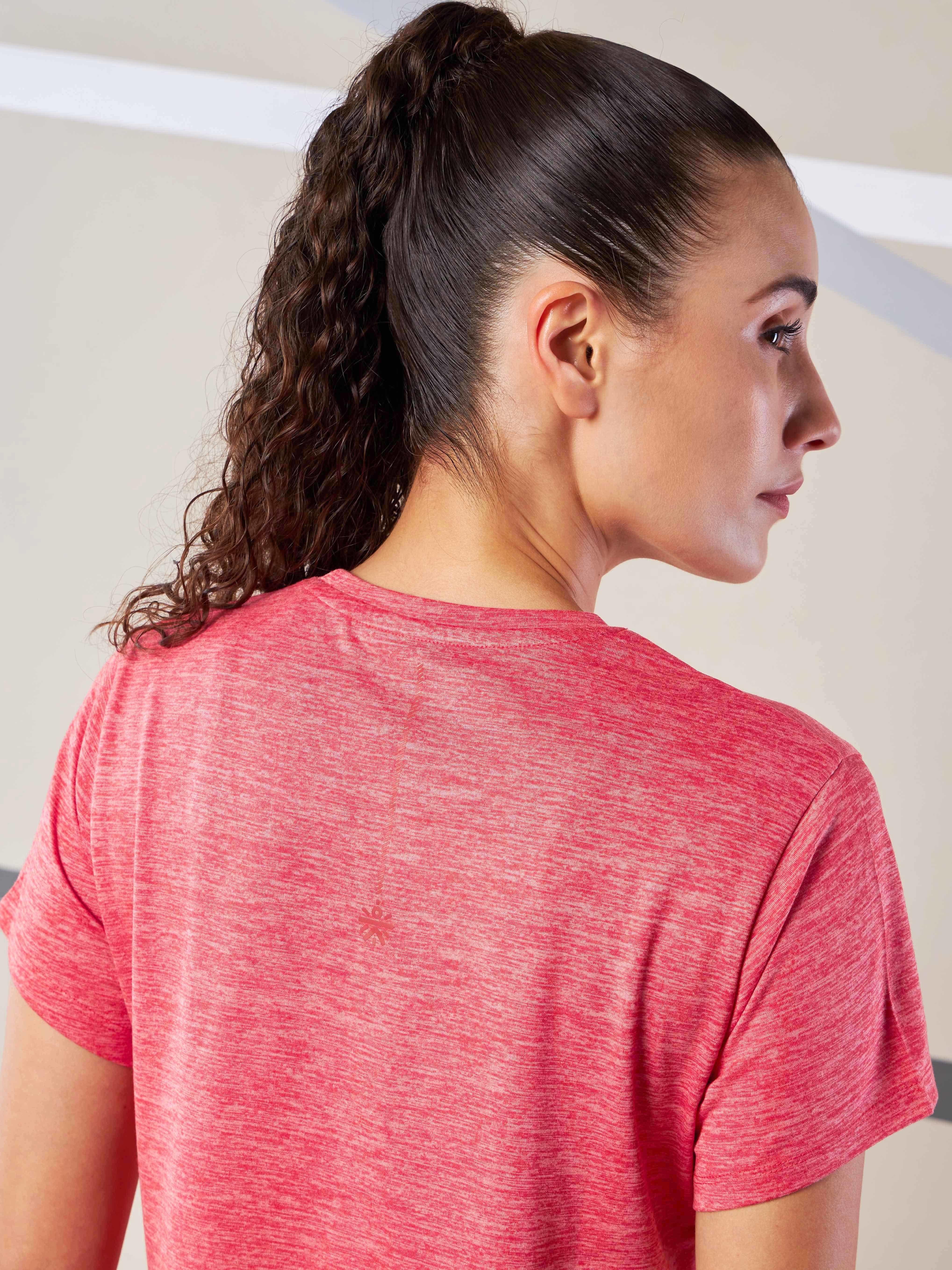 Women's Train All Day Red Comfortech T-shirt - Image 7